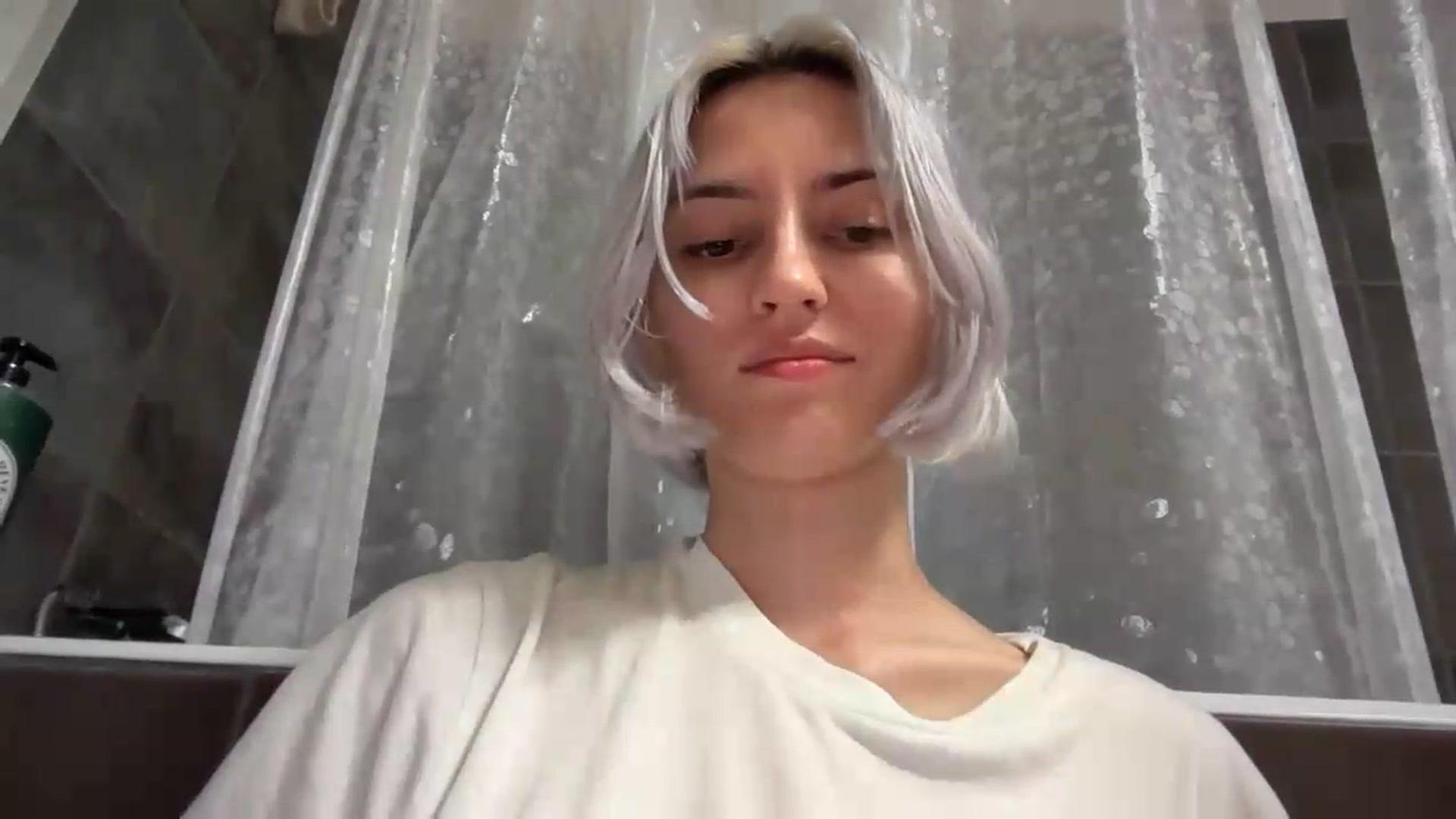Gallery image thumbnail from LLuckyGirl's myfreecams stream on, 08/02/2026, 04:12 image 7 of 20