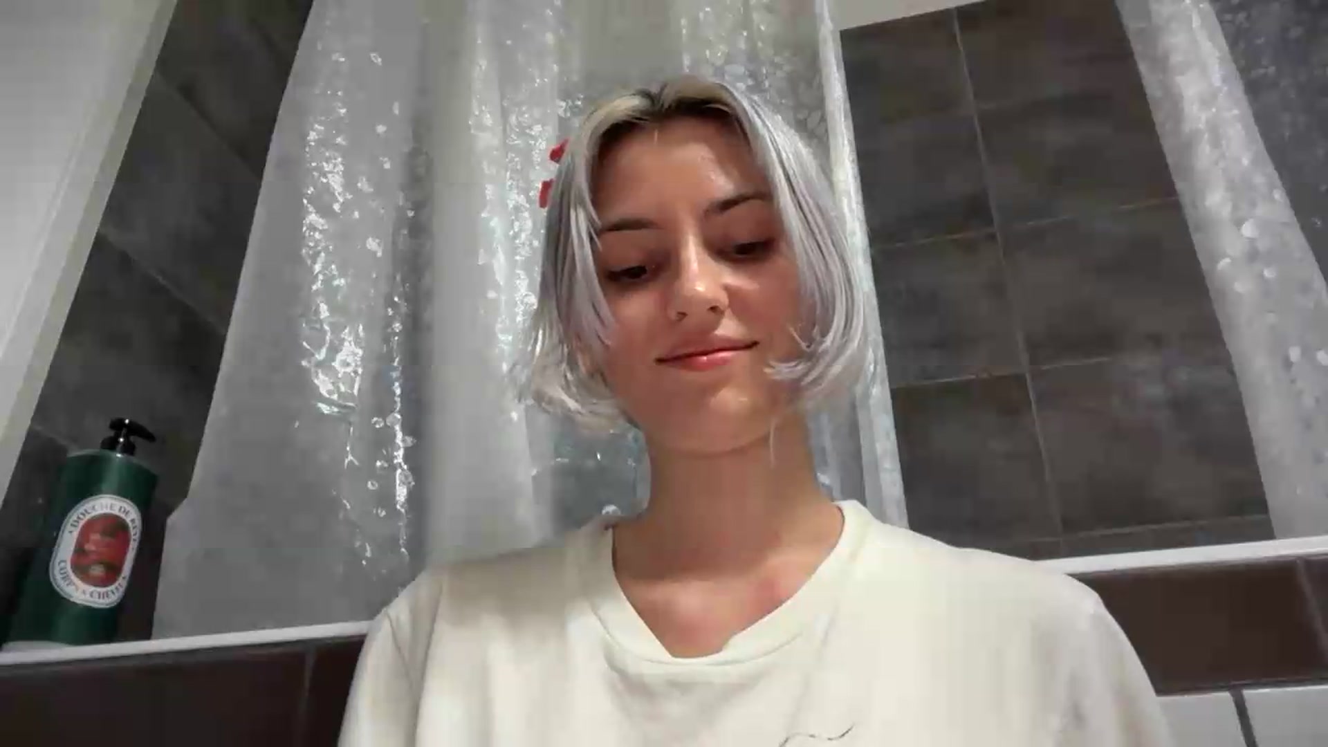 Gallery image thumbnail from LLuckyGirl's myfreecams stream on, 08/03/2026, 01:49 image 3 of 20