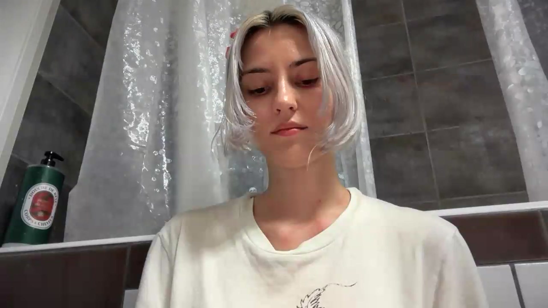 Gallery image thumbnail from LLuckyGirl's myfreecams stream on, 08/03/2026, 01:49 image 4 of 20