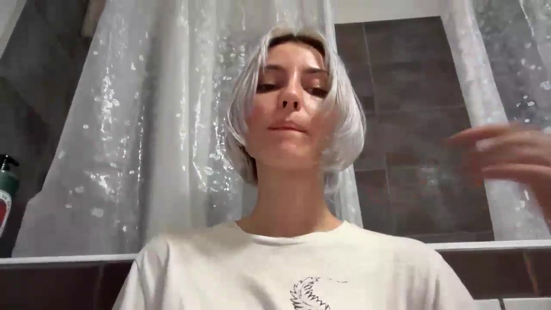 Gallery image thumbnail from LLuckyGirl's myfreecams stream on, 08/03/2026, 03:28 image 13 of 20