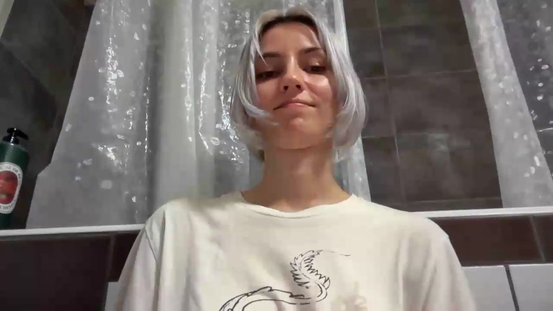 Gallery image thumbnail from LLuckyGirl's myfreecams stream on, 08/03/2026, 03:28 image 15 of 20