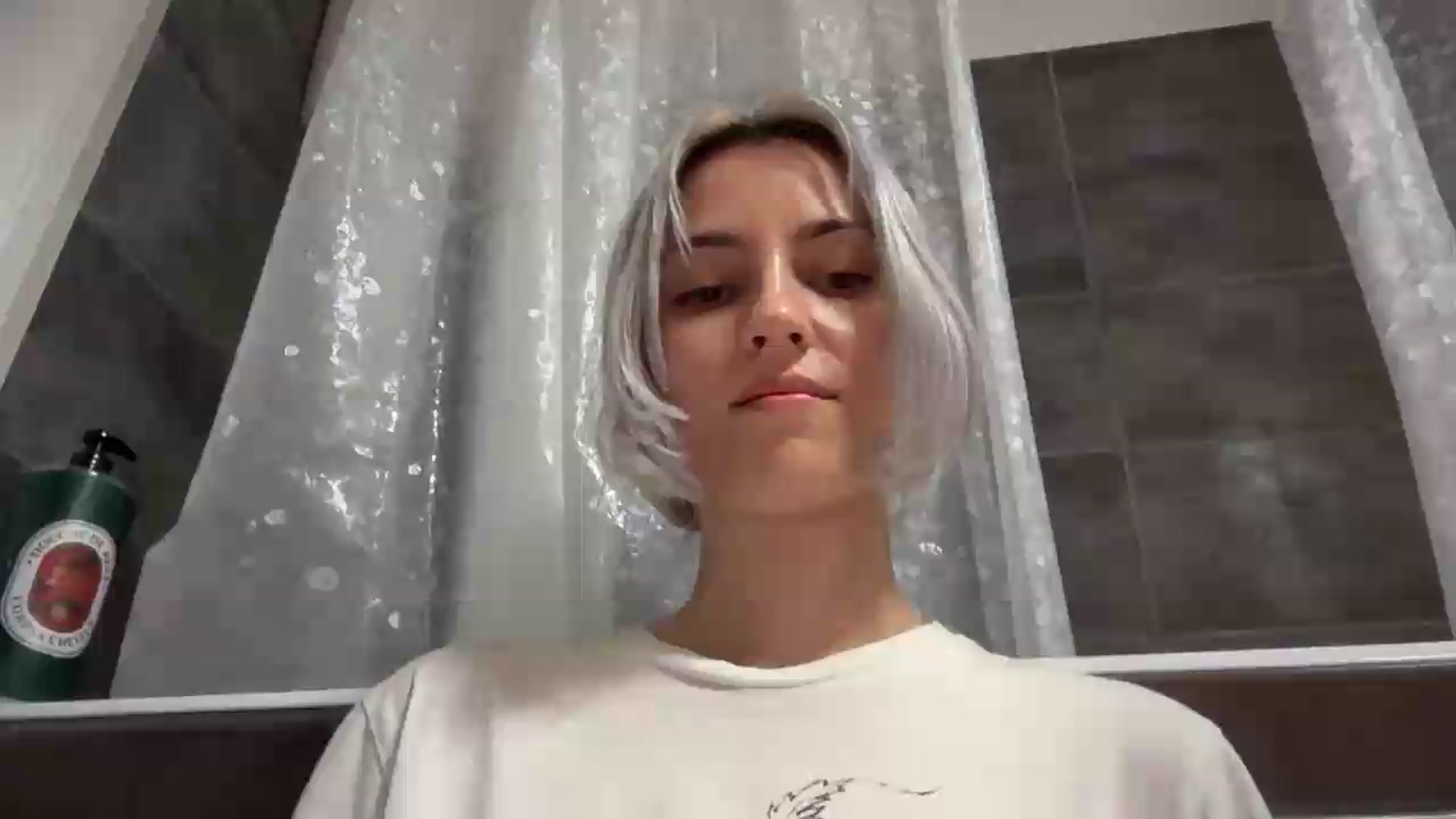 Gallery image thumbnail from LLuckyGirl's myfreecams stream on, 08/03/2026, 03:28 image 6 of 20