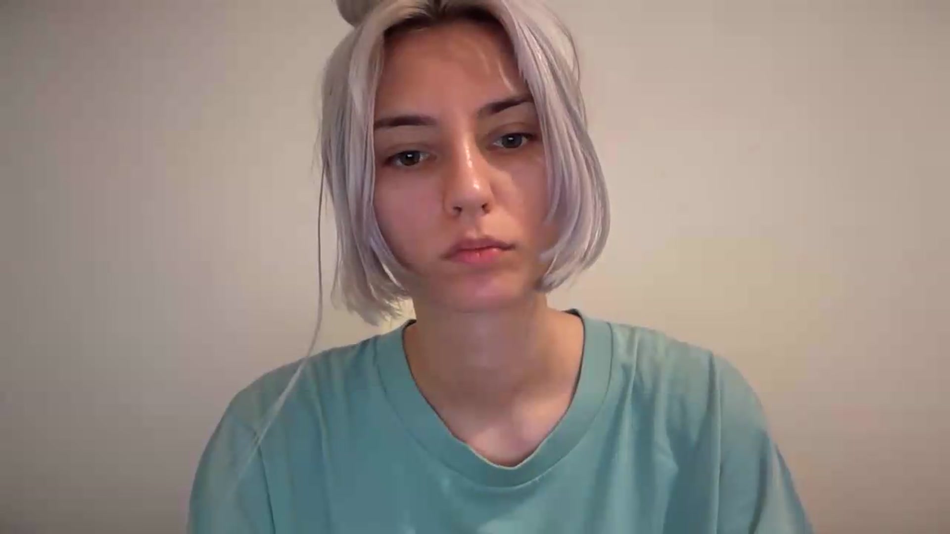 Gallery image thumbnail from LLuckyGirl's myfreecams stream on, 08/03/2026, 15:46 image 17 of 20