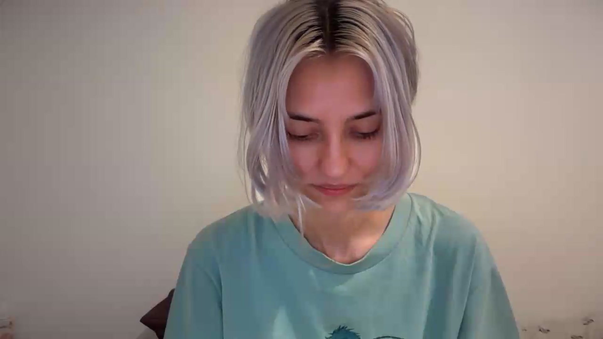 Gallery image thumbnail from LLuckyGirl's myfreecams stream on, 08/03/2026, 16:59 image 16 of 20