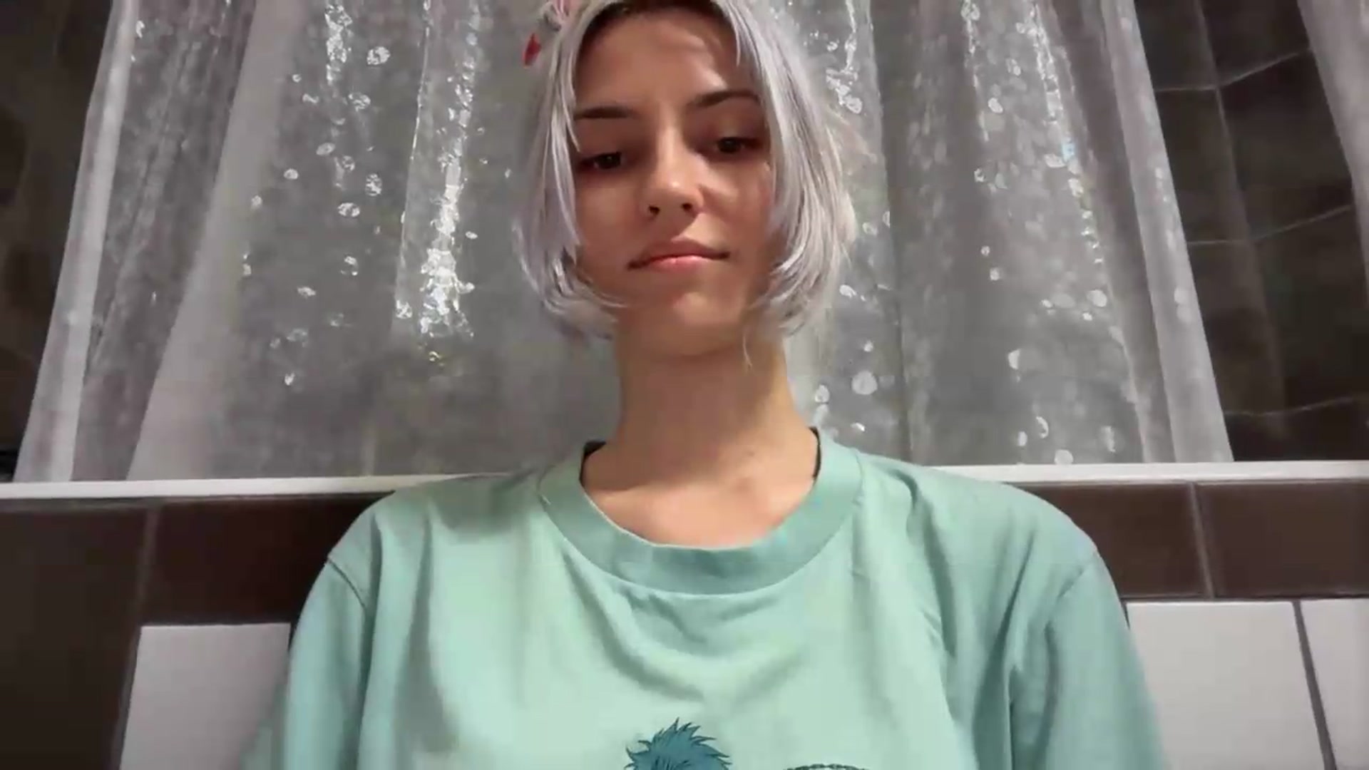 Gallery image thumbnail from LLuckyGirl's myfreecams stream on, 08/03/2026, 23:11 image 16 of 20