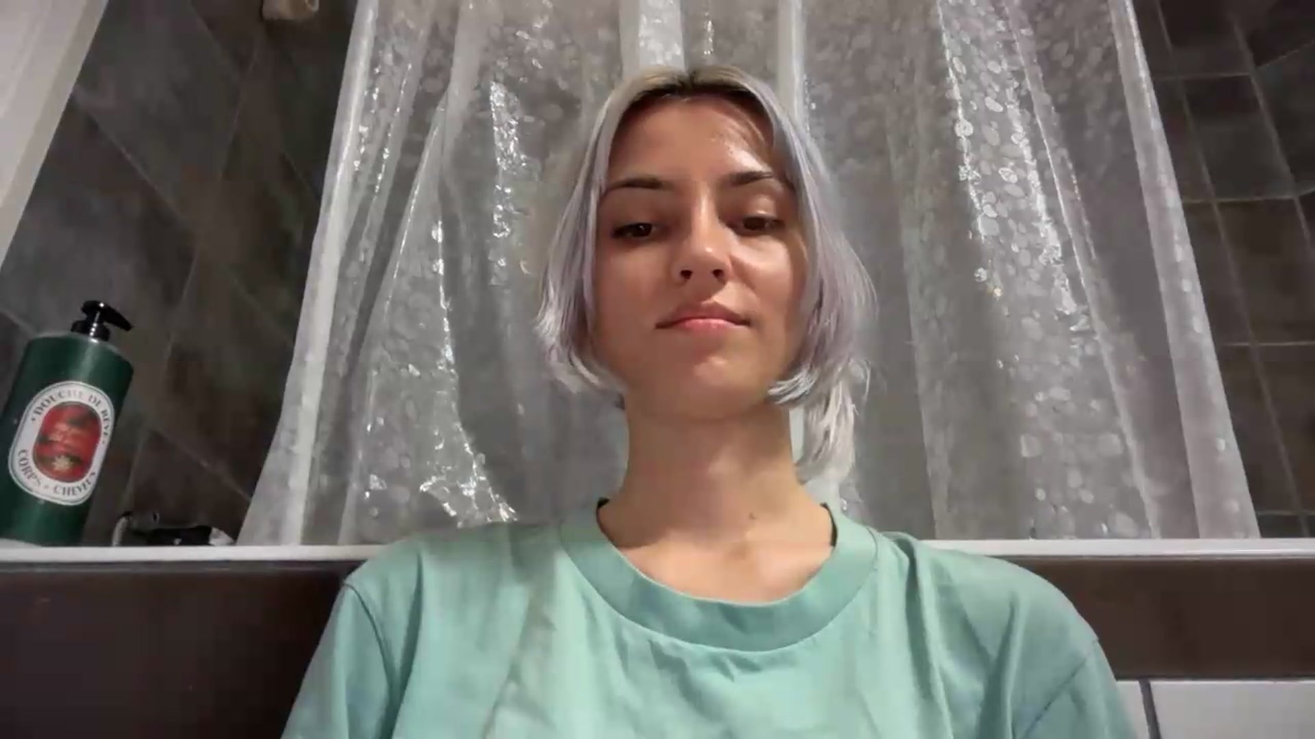 Gallery image thumbnail from LLuckyGirl's myfreecams stream on, 08/04/2026, 22:57 image 3 of 20