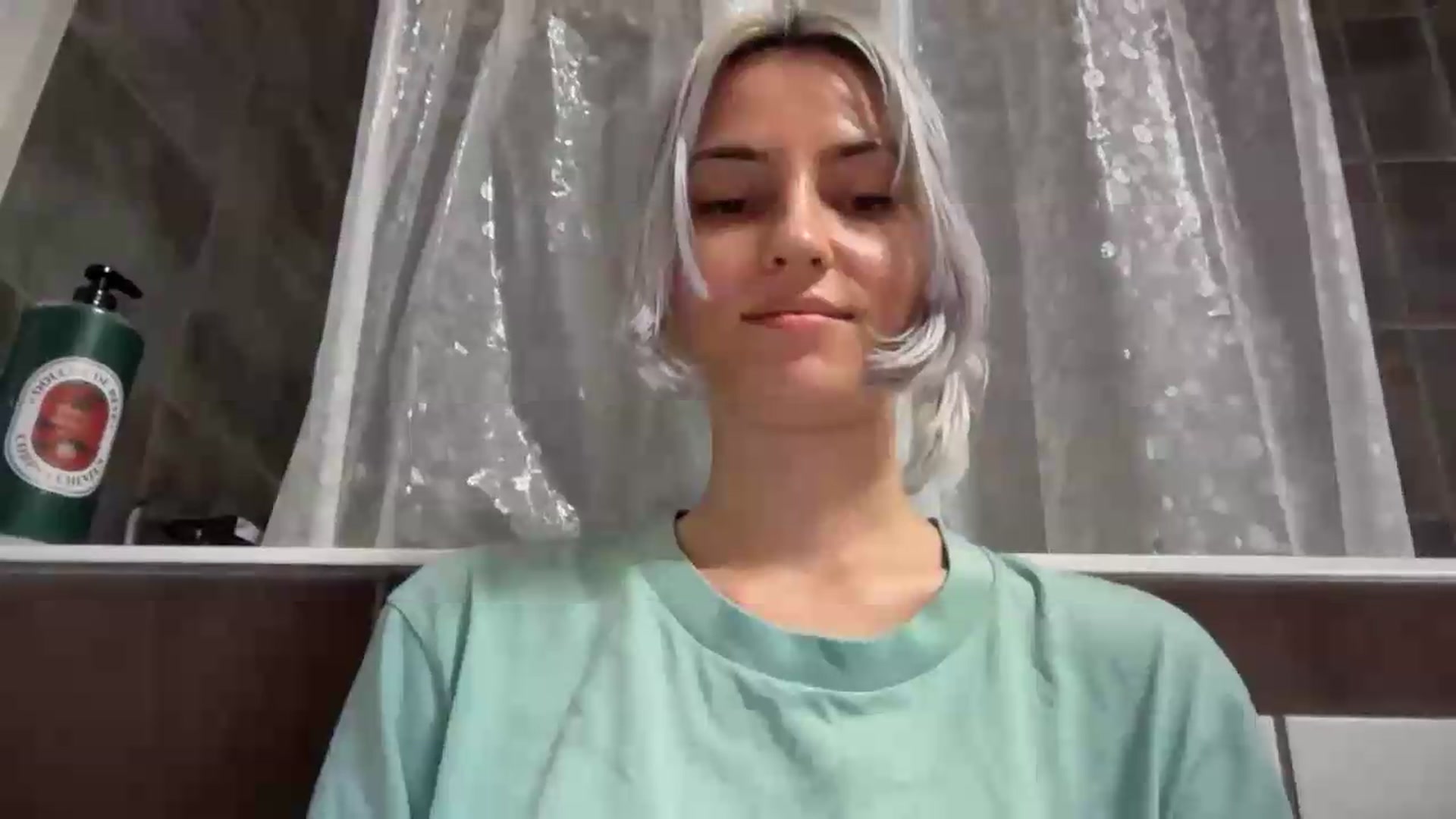 Gallery image thumbnail from LLuckyGirl's myfreecams stream on, 08/04/2026, 22:57 image 19 of 20