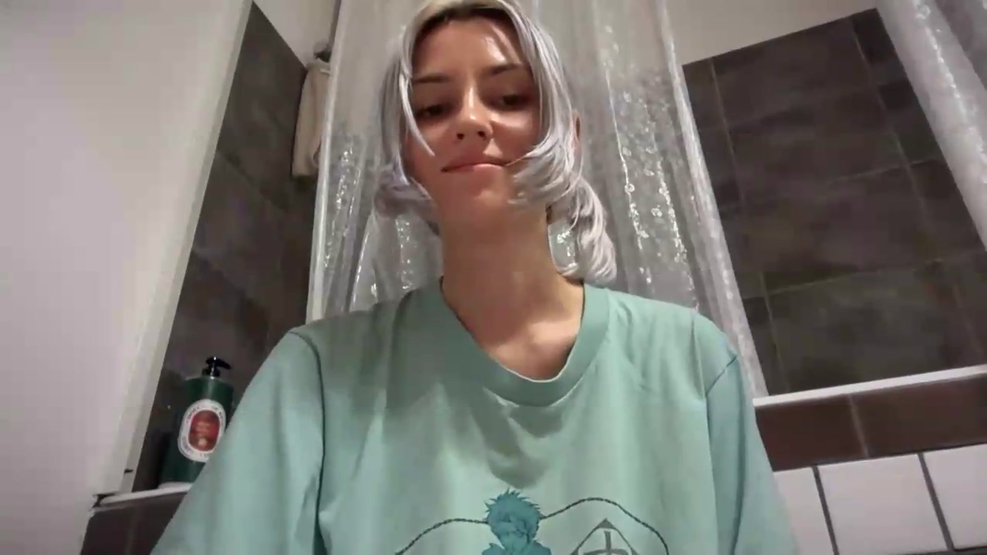 Gallery image thumbnail from LLuckyGirl's myfreecams stream on, 08/05/2026, 03:56 image 16 of 20