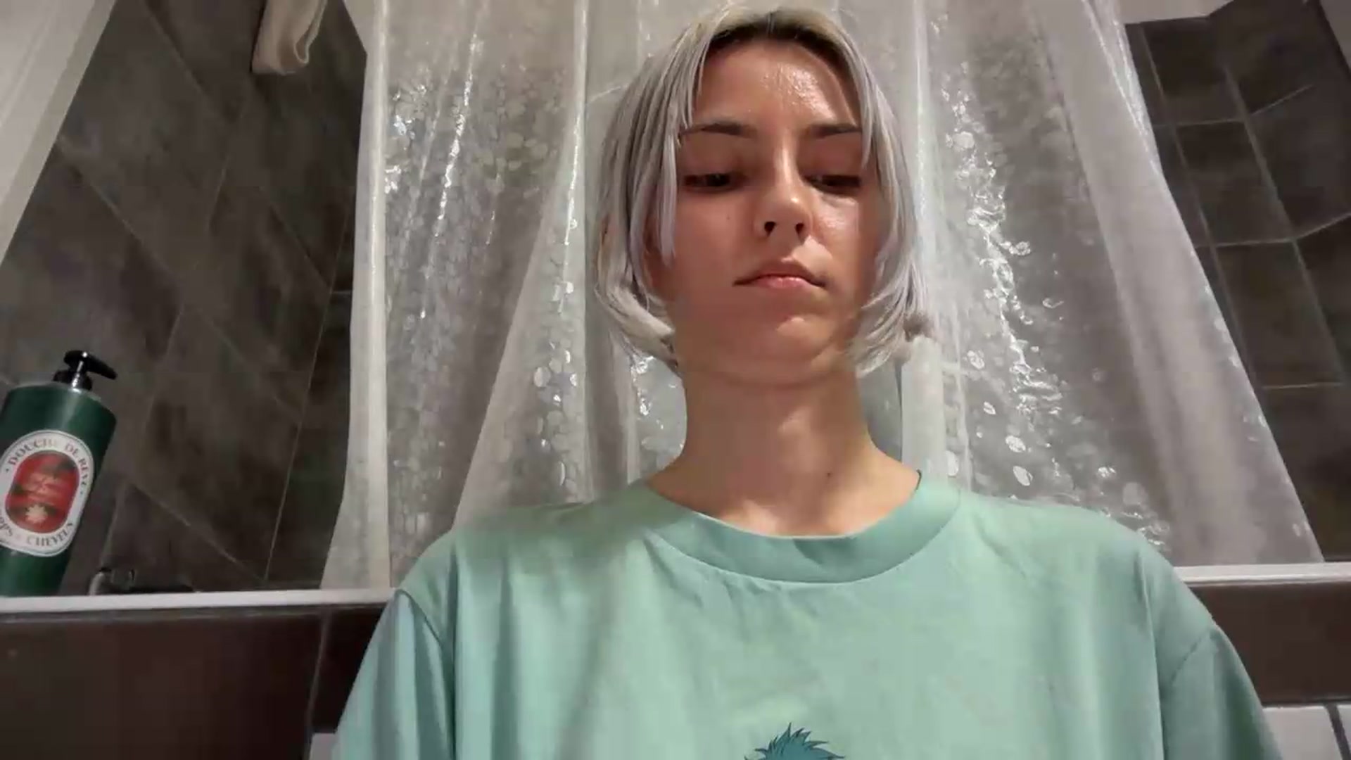 Gallery image thumbnail from LLuckyGirl's myfreecams stream on, 08/05/2026, 23:25 image 19 of 20