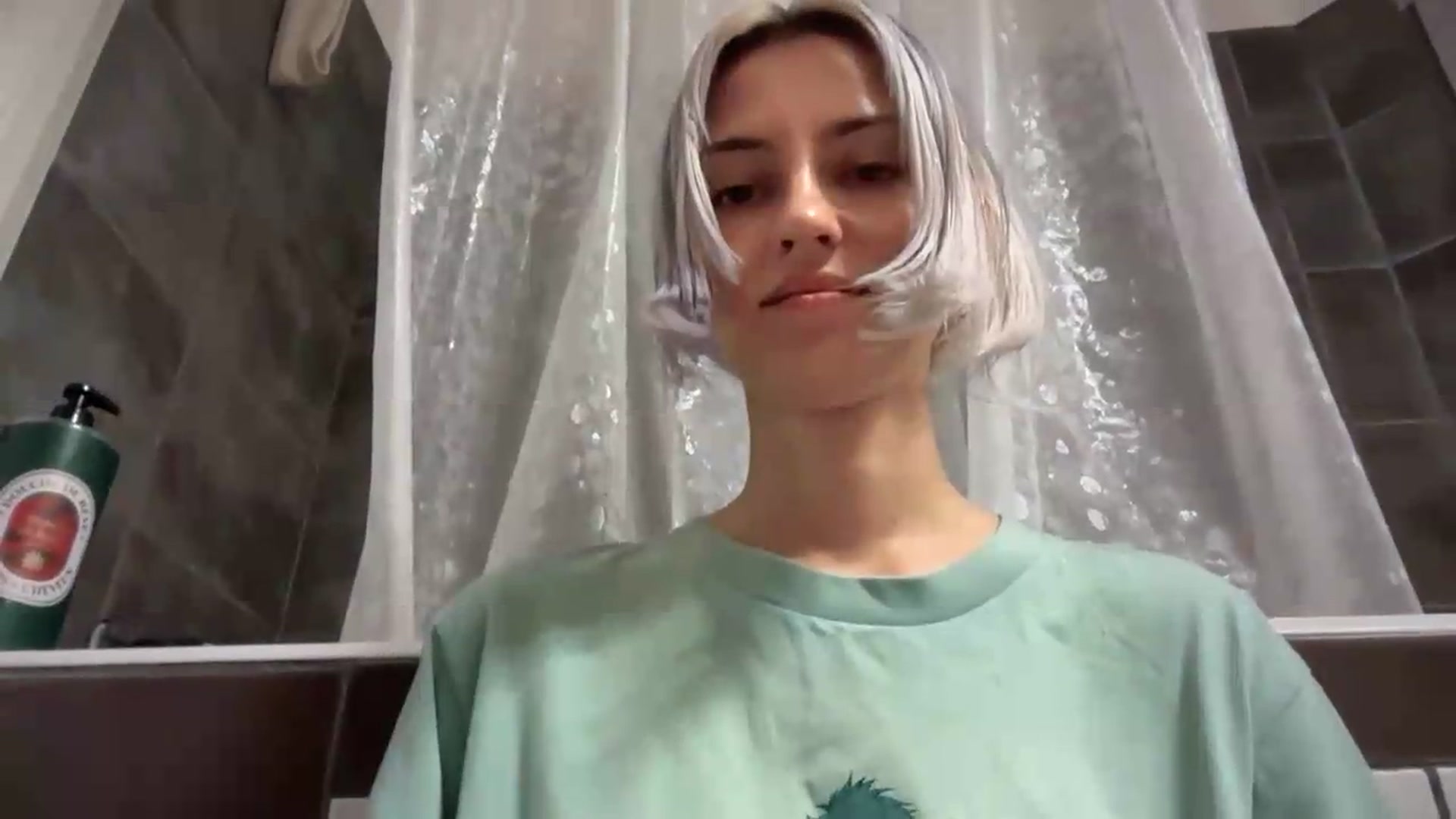 Gallery image thumbnail from LLuckyGirl's myfreecams stream on, 08/05/2026, 23:25 image 13 of 20