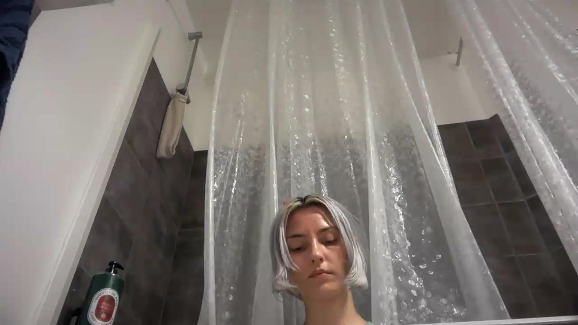 Gallery image thumbnail from LLuckyGirl's myfreecams stream on, 08/06/2026, 04:04 image 16 of 20