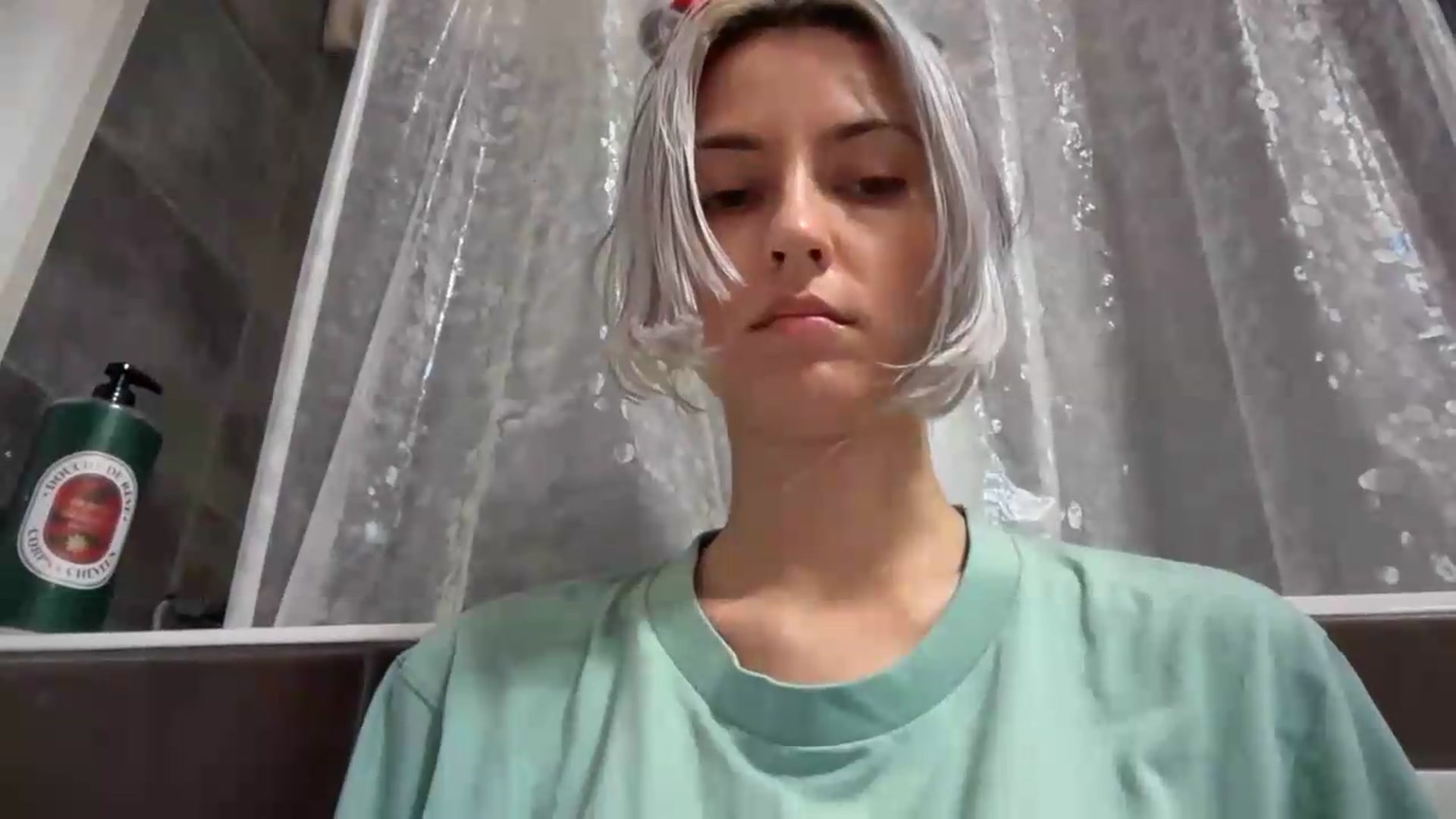Gallery image thumbnail from LLuckyGirl's myfreecams stream on, 08/07/2026, 24:04 image 3 of 20