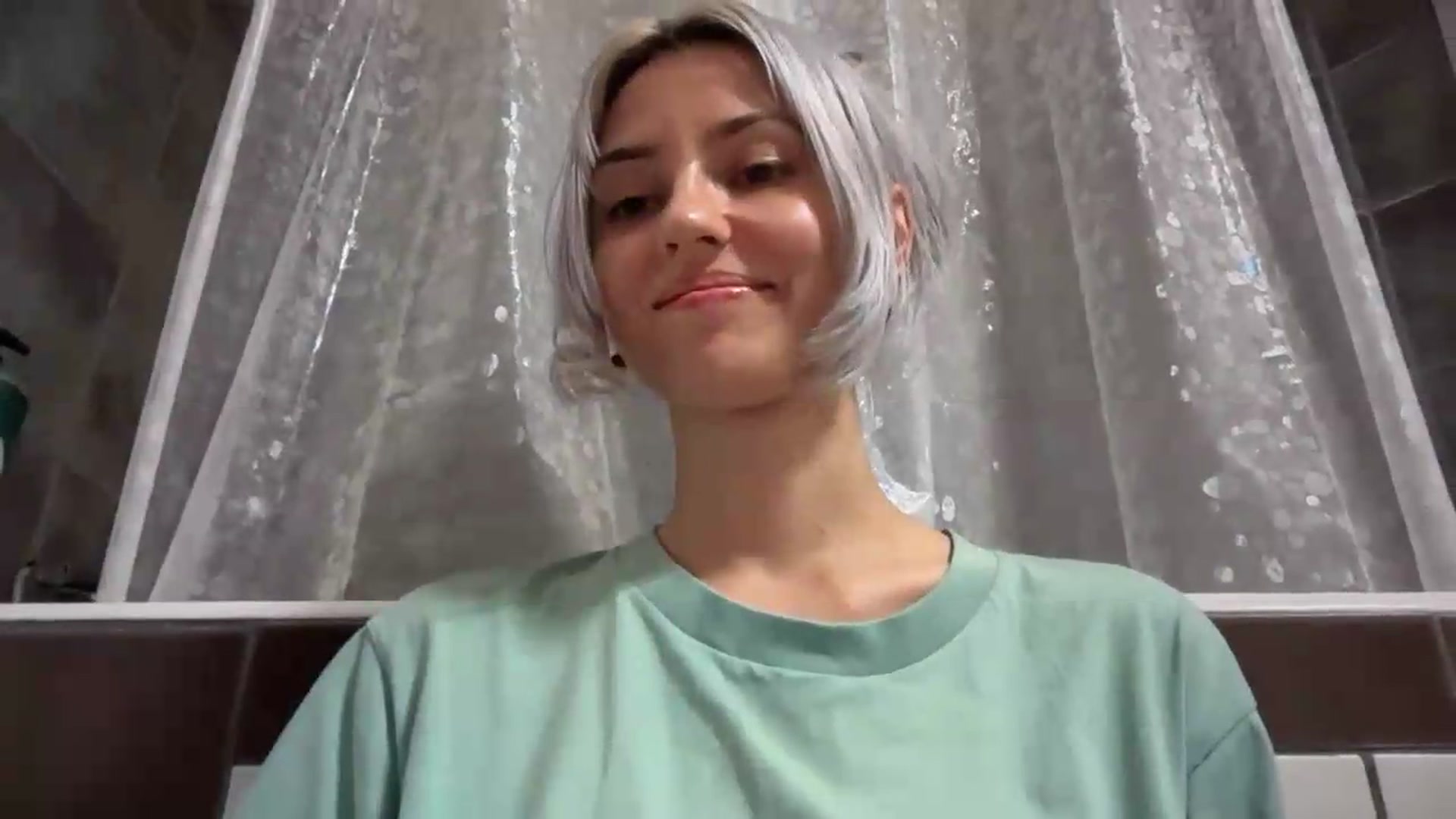 Gallery image thumbnail from LLuckyGirl's myfreecams stream on, 08/07/2026, 24:04 image 20 of 20