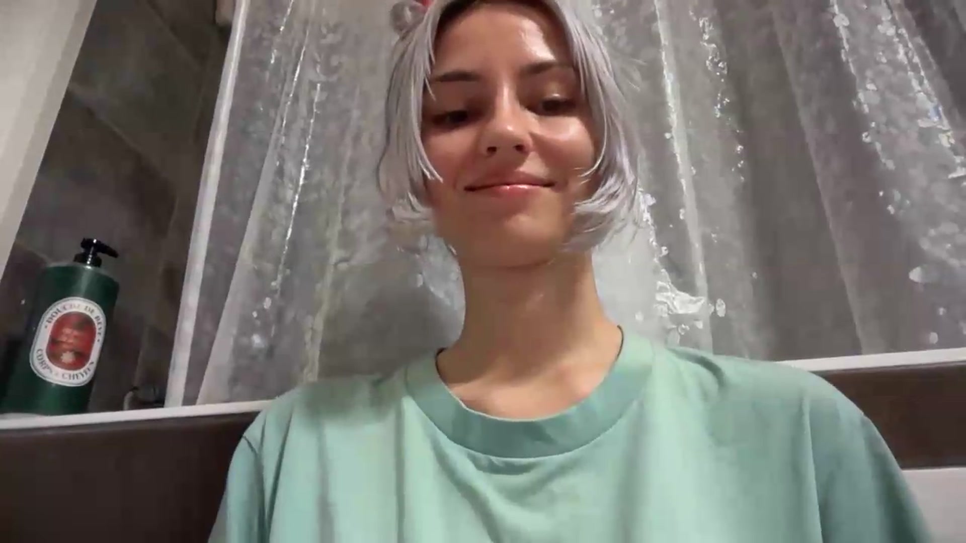 Gallery image thumbnail from LLuckyGirl's myfreecams stream on, 08/07/2026, 24:04 image 10 of 20