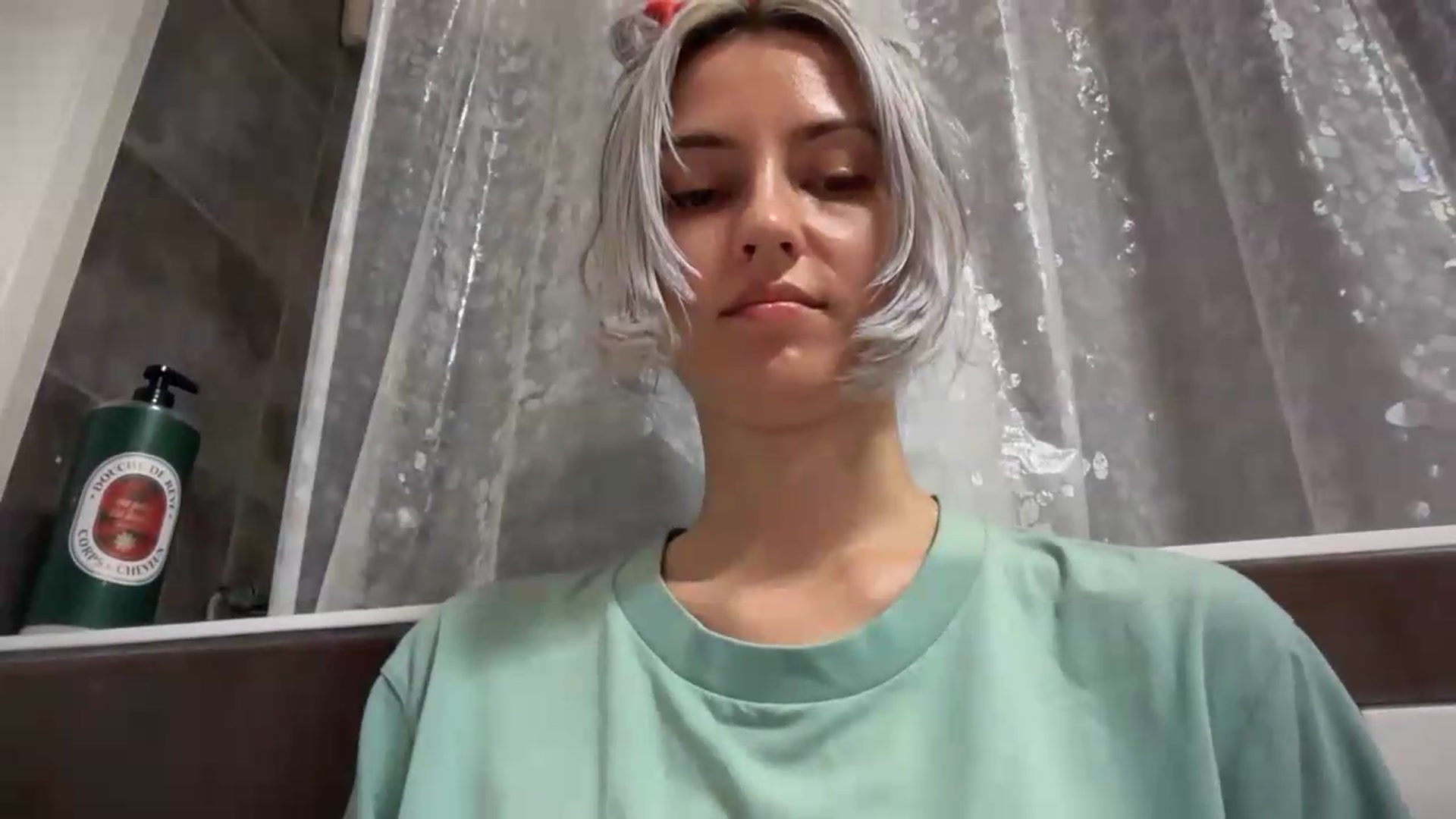Gallery image thumbnail from LLuckyGirl's myfreecams stream on, 08/07/2026, 24:04 image 11 of 20
