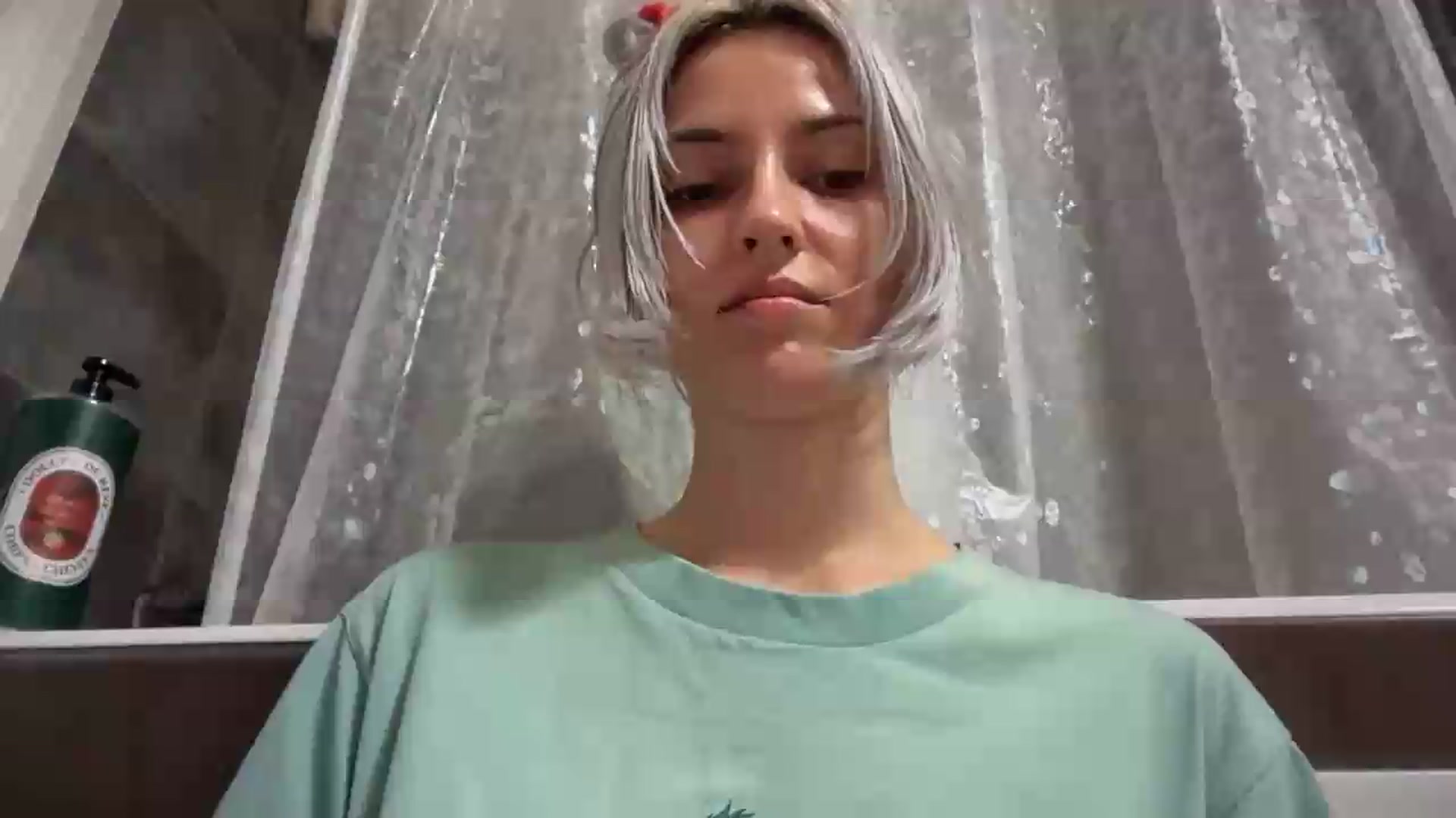 Gallery image thumbnail from LLuckyGirl's myfreecams stream on, 08/07/2026, 24:04 image 18 of 20