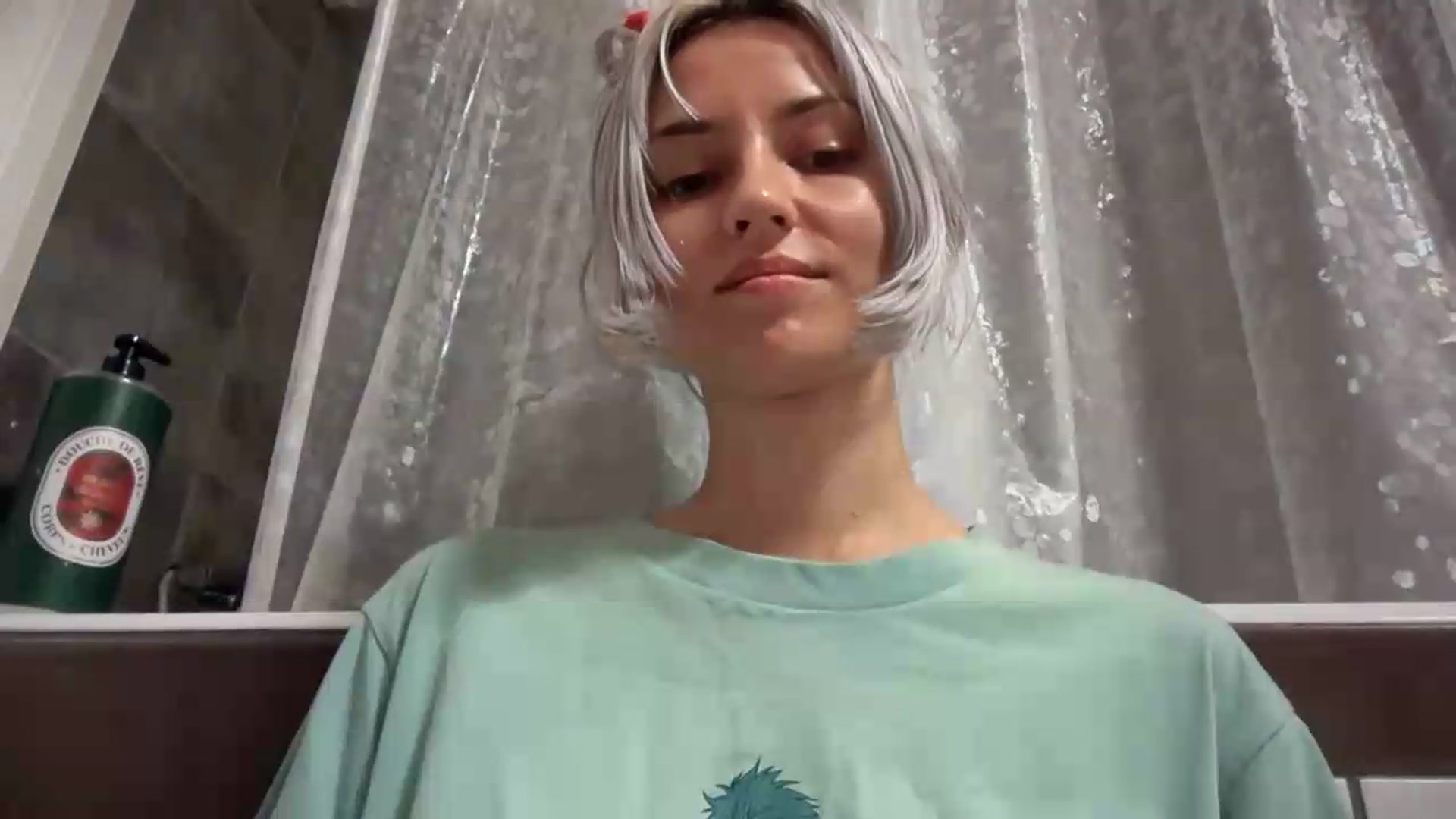 Gallery image thumbnail from LLuckyGirl's myfreecams stream on, 08/07/2026, 24:04 image 17 of 20