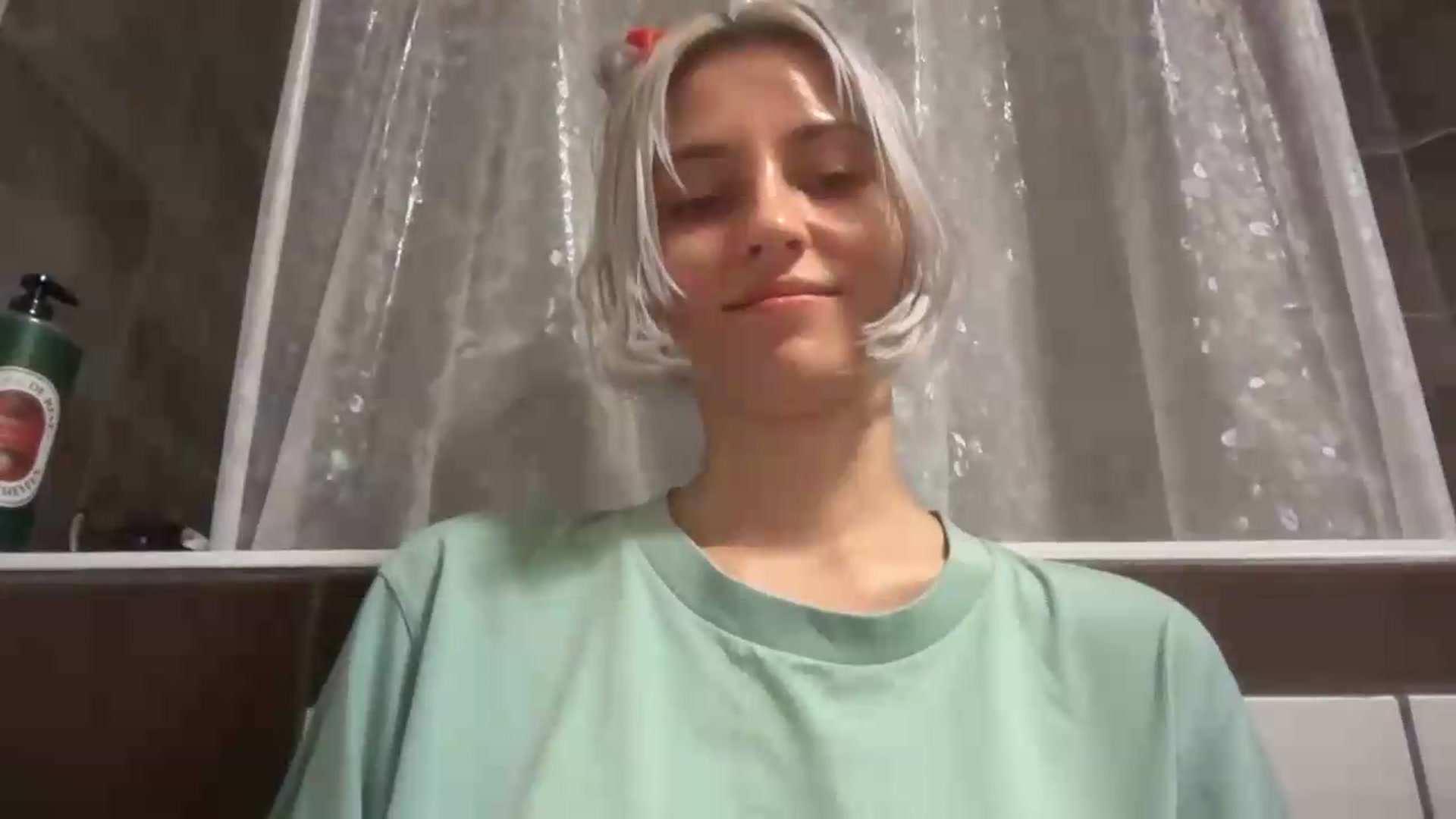 Gallery image thumbnail from LLuckyGirl's myfreecams stream on, 08/07/2026, 02:34 image 17 of 20
