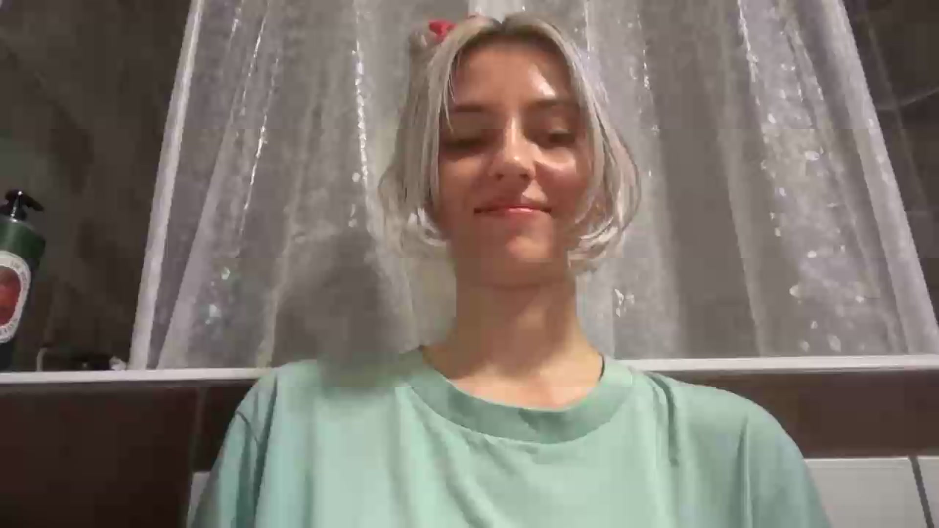 Gallery image thumbnail from LLuckyGirl's myfreecams stream on, 08/07/2026, 02:34 image 9 of 20