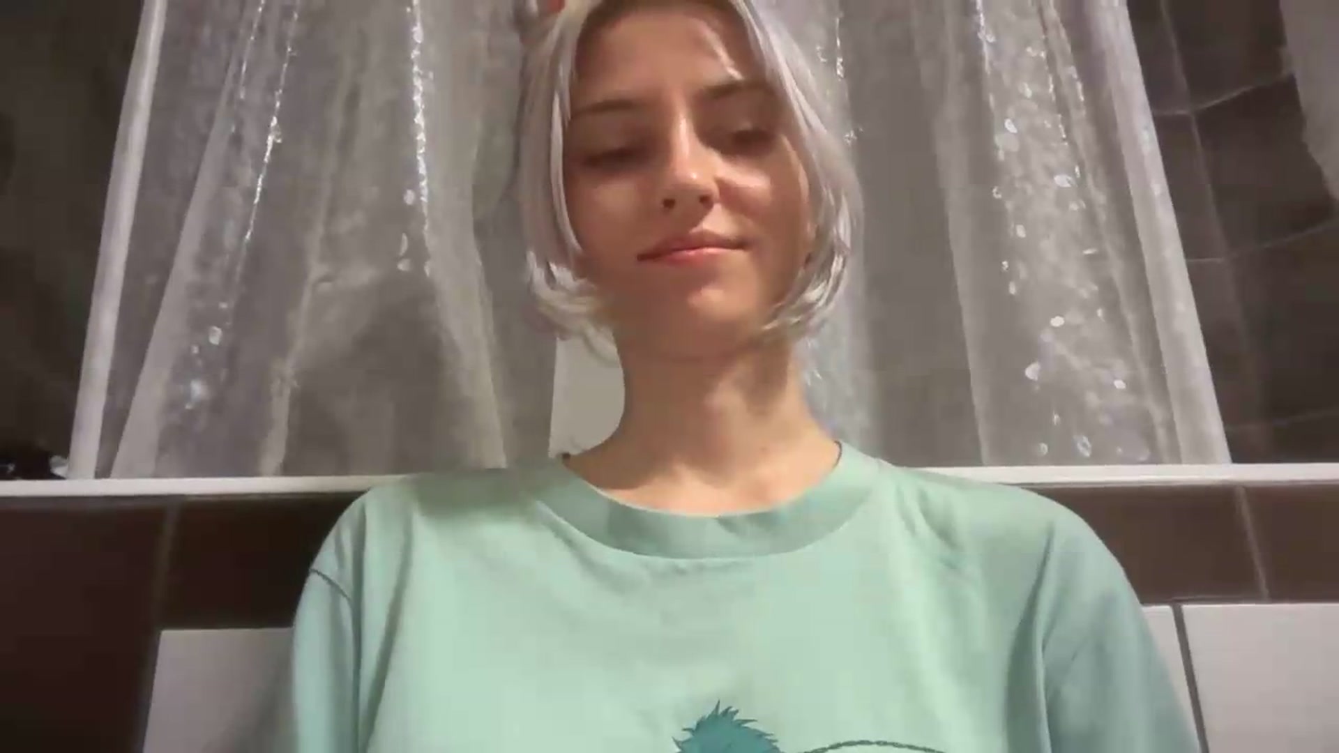 Gallery image thumbnail from LLuckyGirl's myfreecams stream on, 08/07/2026, 02:34 image 3 of 20