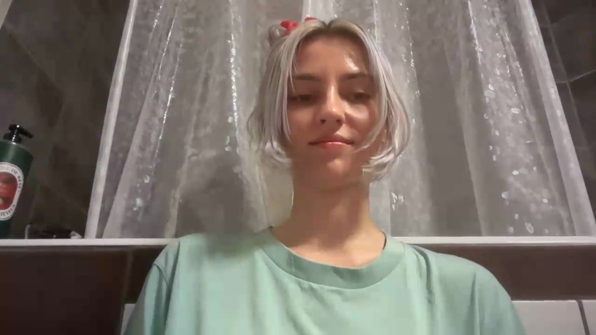 Gallery image thumbnail from LLuckyGirl's myfreecams stream on, 08/07/2026, 02:34 image 10 of 20