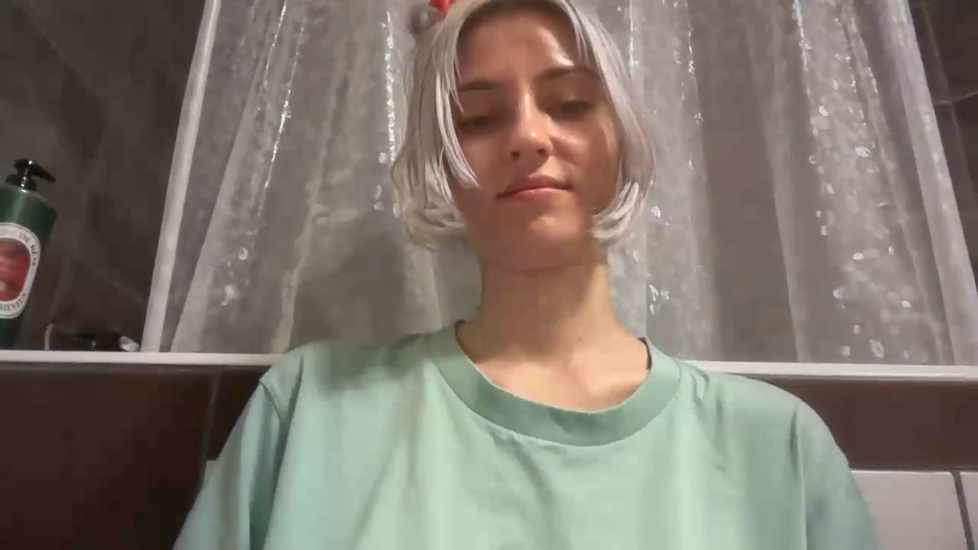 Gallery image thumbnail from LLuckyGirl's myfreecams stream on, 08/07/2026, 02:34 image 16 of 20