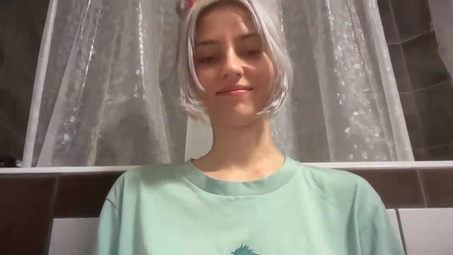 Gallery image thumbnail from LLuckyGirl's myfreecams stream on, 08/07/2026, 02:34 image 4 of 20