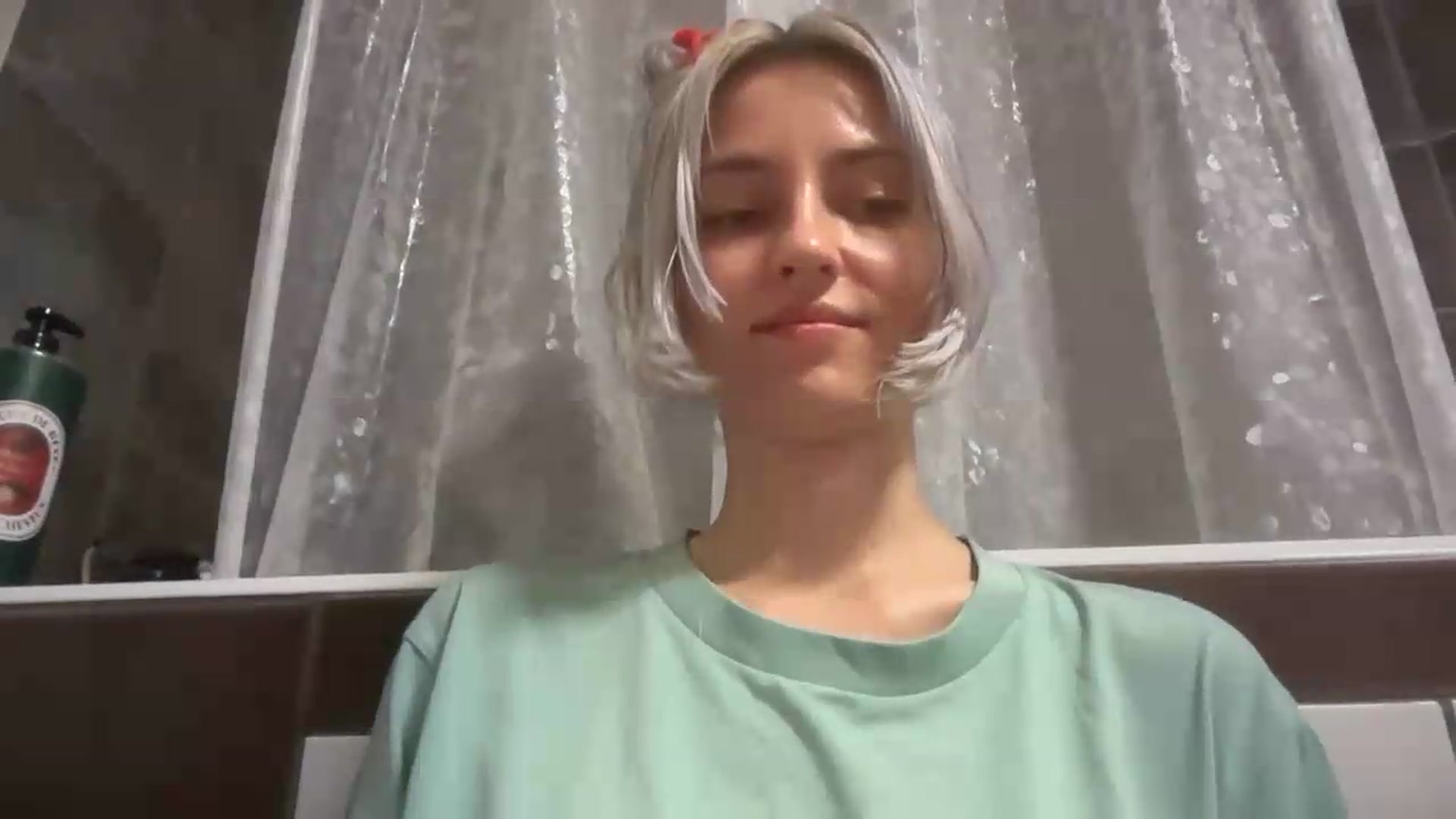 Gallery image thumbnail from LLuckyGirl's myfreecams stream on, 08/07/2026, 02:34 image 20 of 20