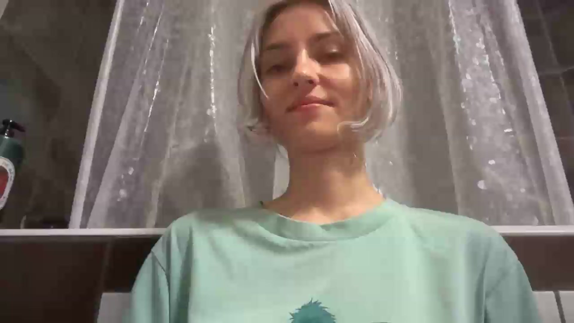 Gallery image thumbnail from LLuckyGirl's myfreecams stream on, 08/07/2026, 03:01 image 15 of 20