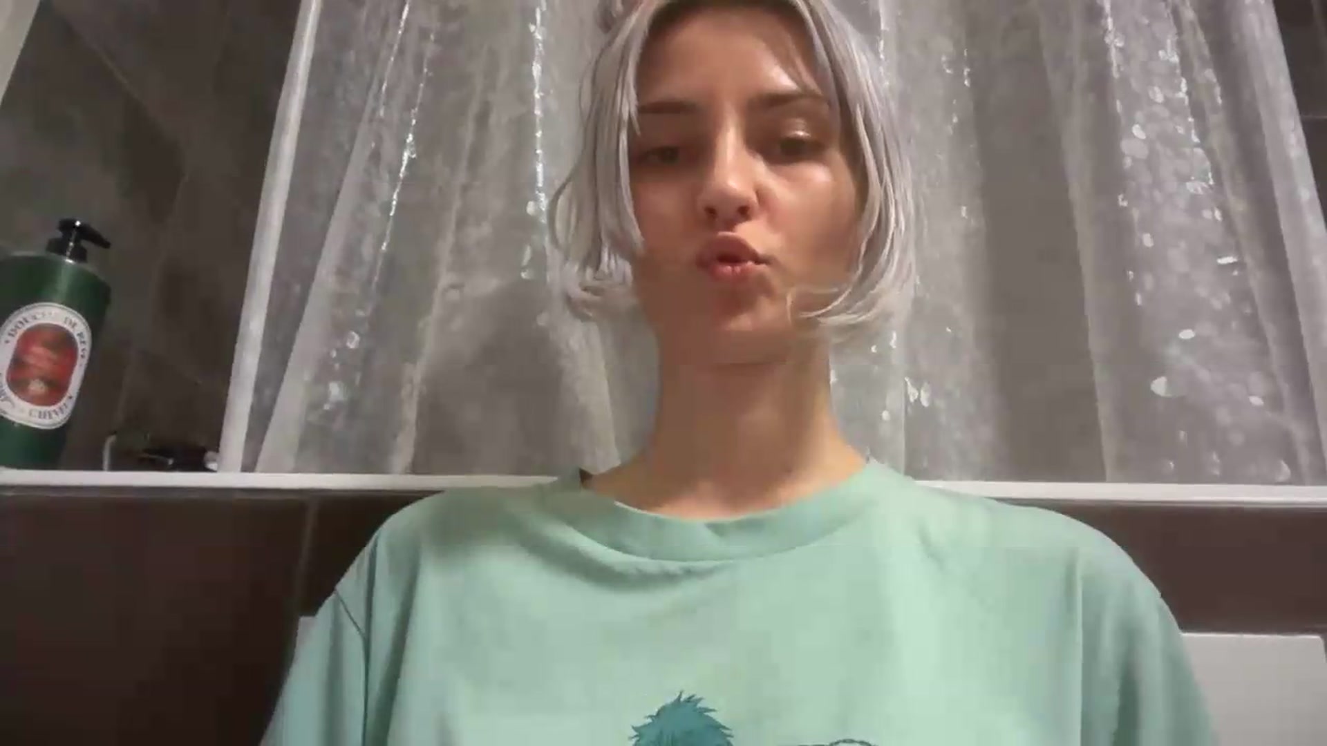 Gallery image thumbnail from LLuckyGirl's myfreecams stream on, 08/07/2026, 03:01 image 10 of 20
