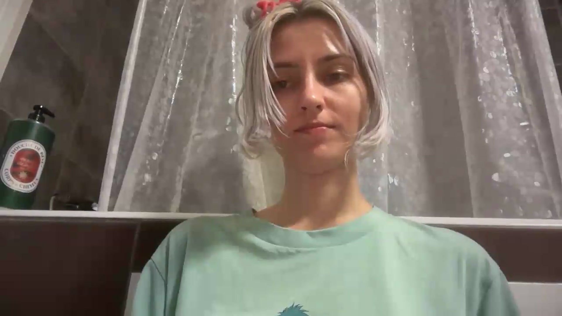 Gallery image thumbnail from LLuckyGirl's myfreecams stream on, 08/07/2026, 03:01 image 3 of 20