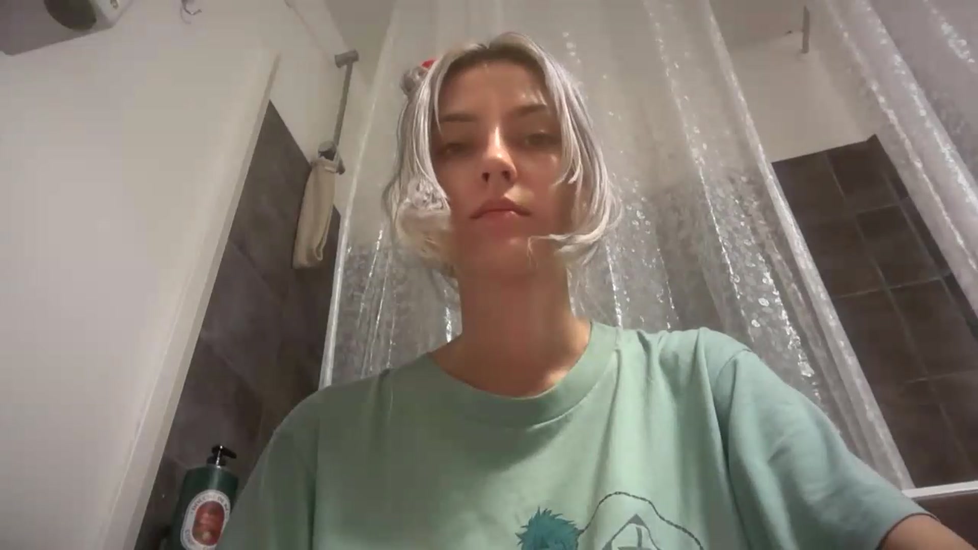 Gallery image thumbnail from LLuckyGirl's myfreecams stream on, 08/07/2026, 03:43 image 17 of 20