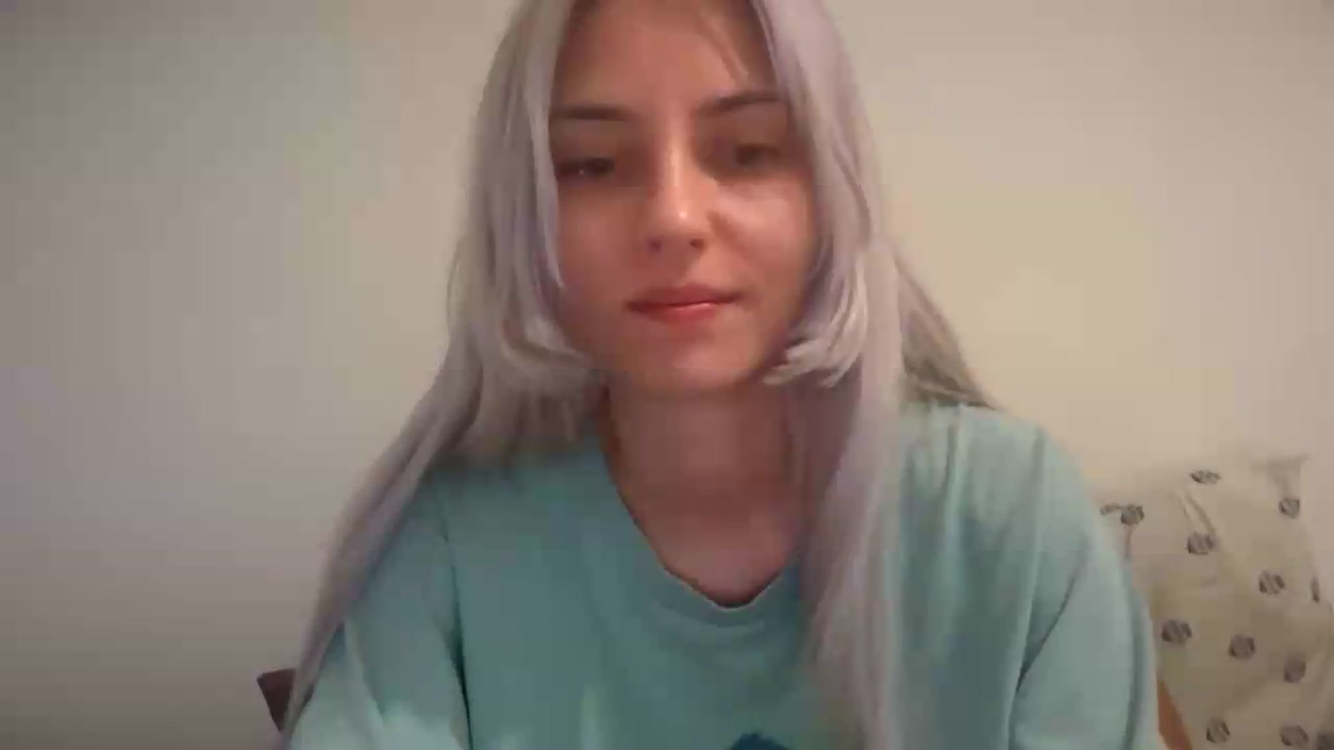Gallery image thumbnail from LLuckyGirl's myfreecams stream on, 08/08/2026, 06:17 image 10 of 20