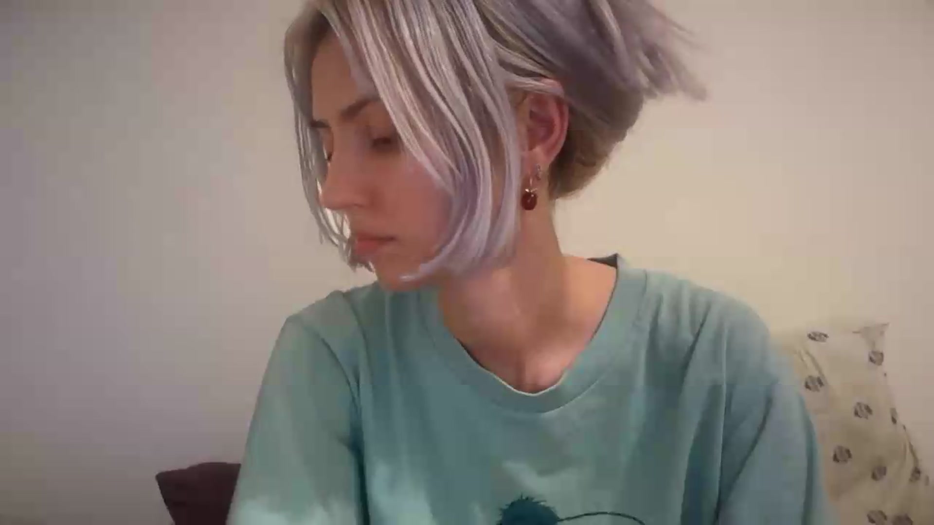 Gallery image thumbnail from LLuckyGirl's myfreecams stream on, 08/08/2026, 06:17 image 17 of 20