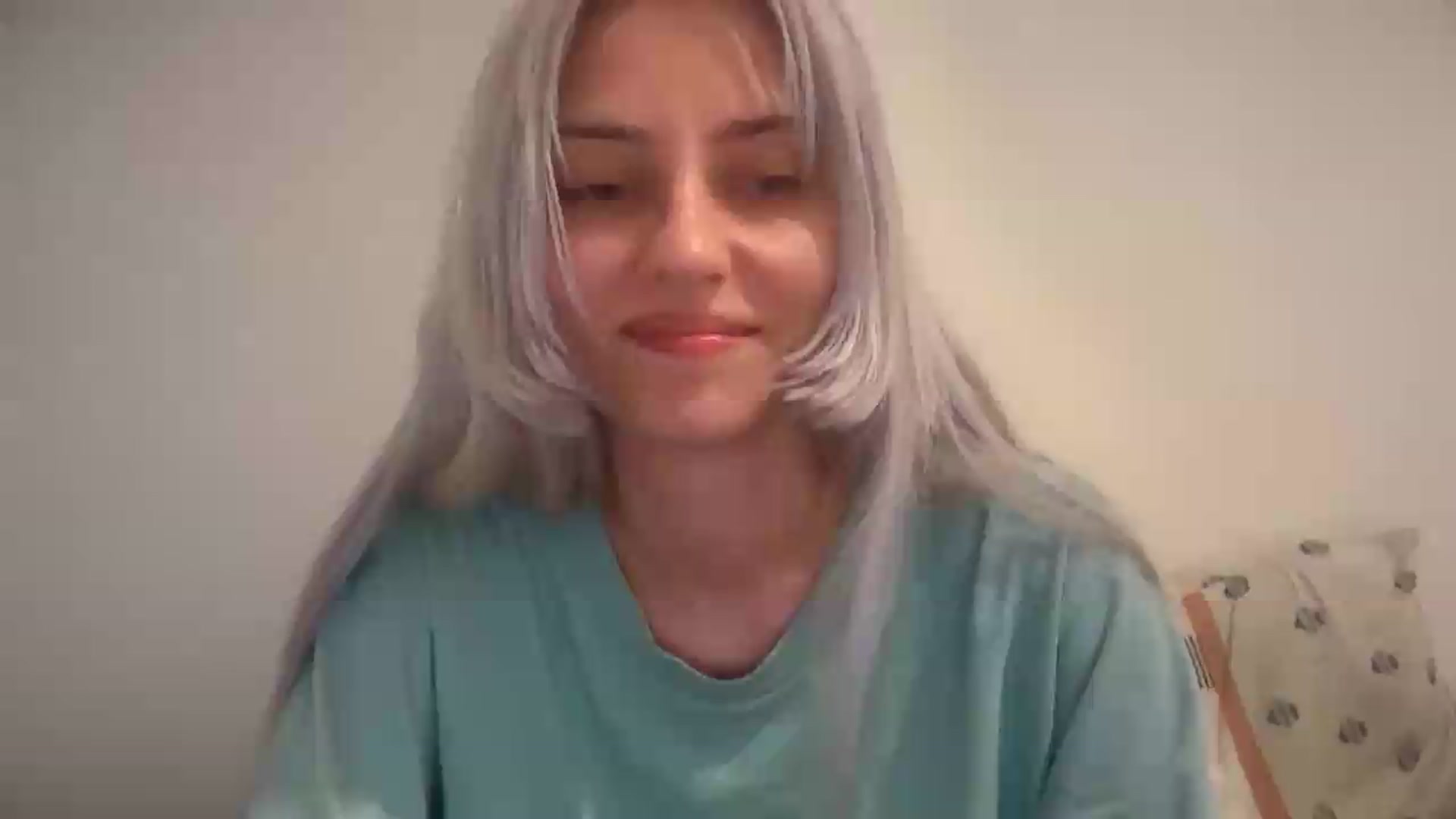 Gallery image thumbnail from LLuckyGirl's myfreecams stream on, 08/08/2026, 06:17 image 2 of 20