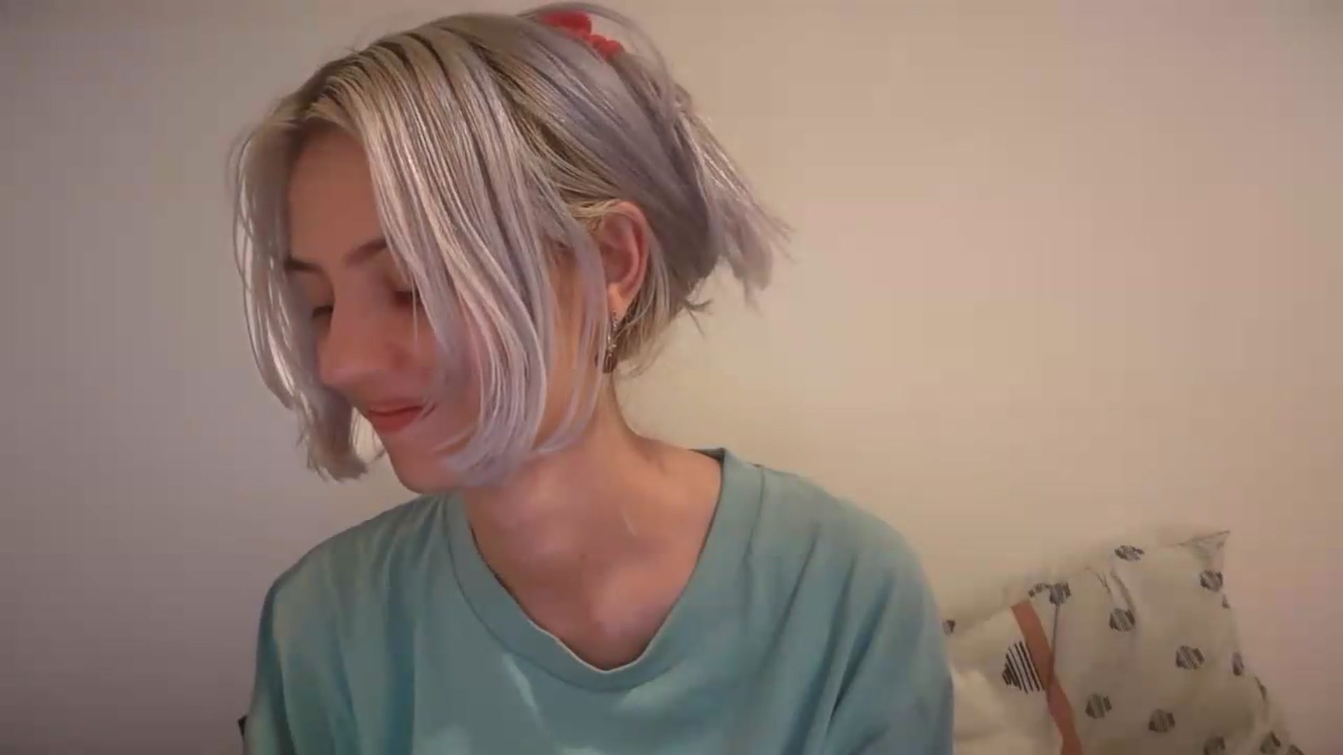 Gallery image thumbnail from LLuckyGirl's myfreecams stream on, 08/08/2026, 07:33 image 6 of 20