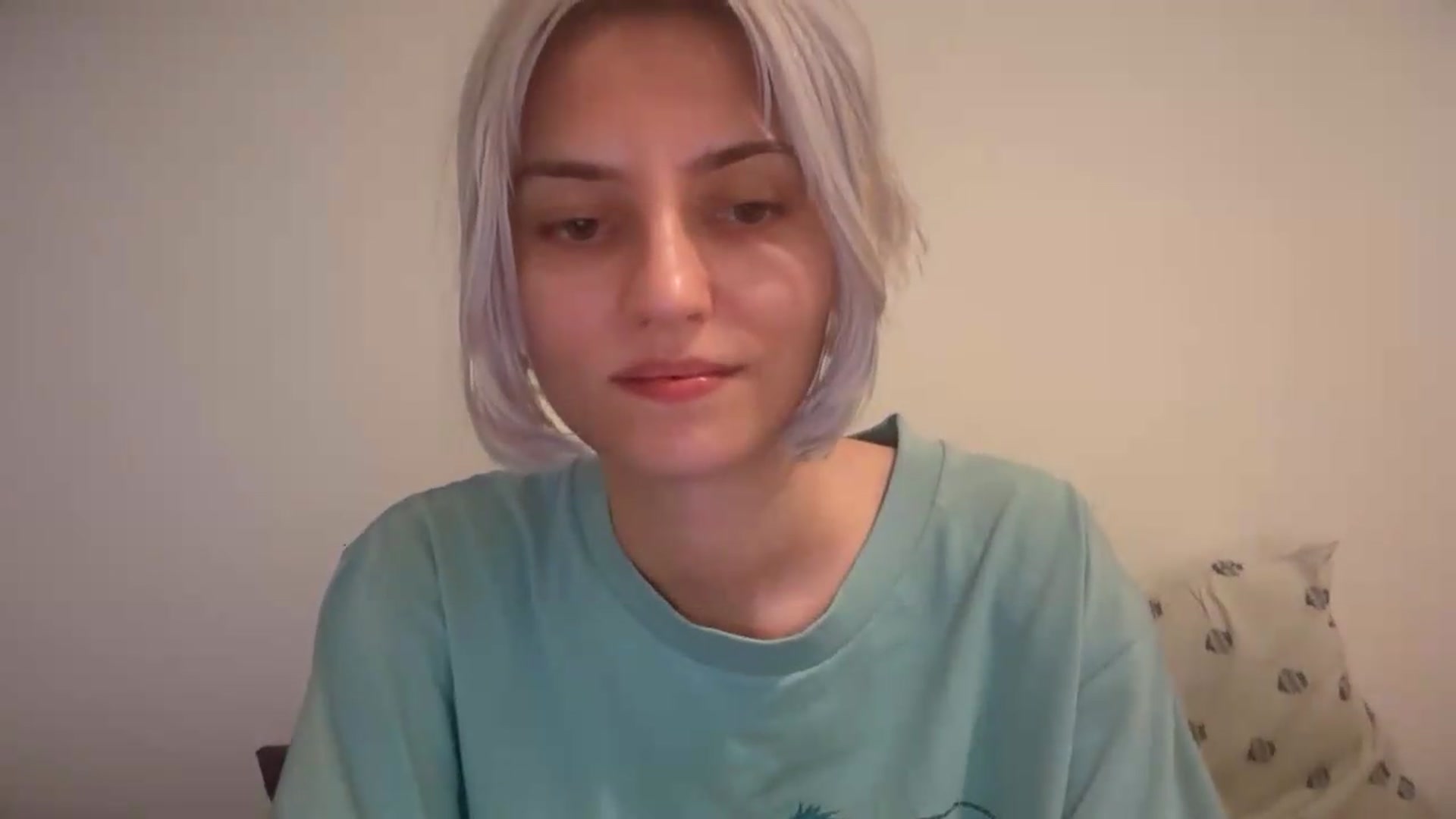 Gallery image thumbnail from LLuckyGirl's myfreecams stream on, 08/08/2026, 07:33 image 5 of 20