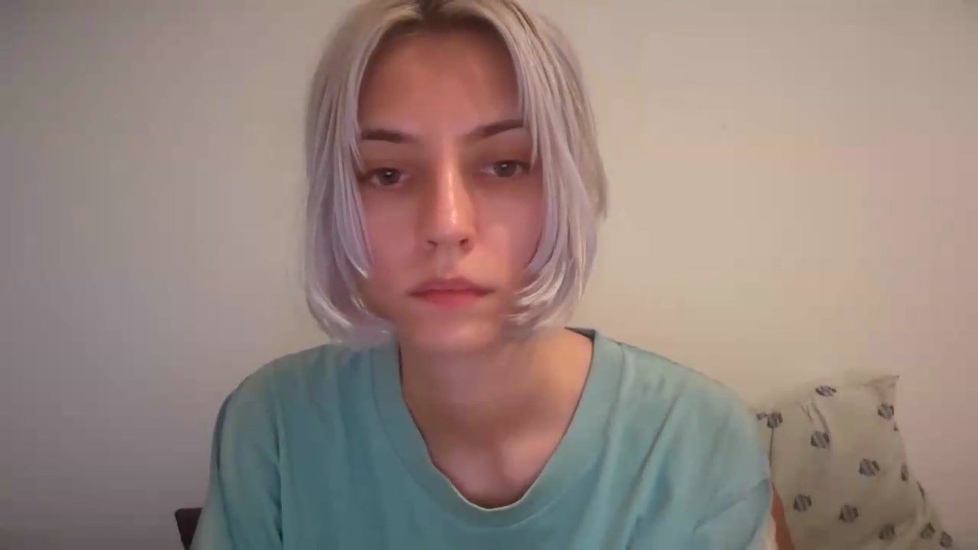 Gallery image thumbnail from LLuckyGirl's myfreecams stream on, 08/08/2026, 07:33 image 14 of 20