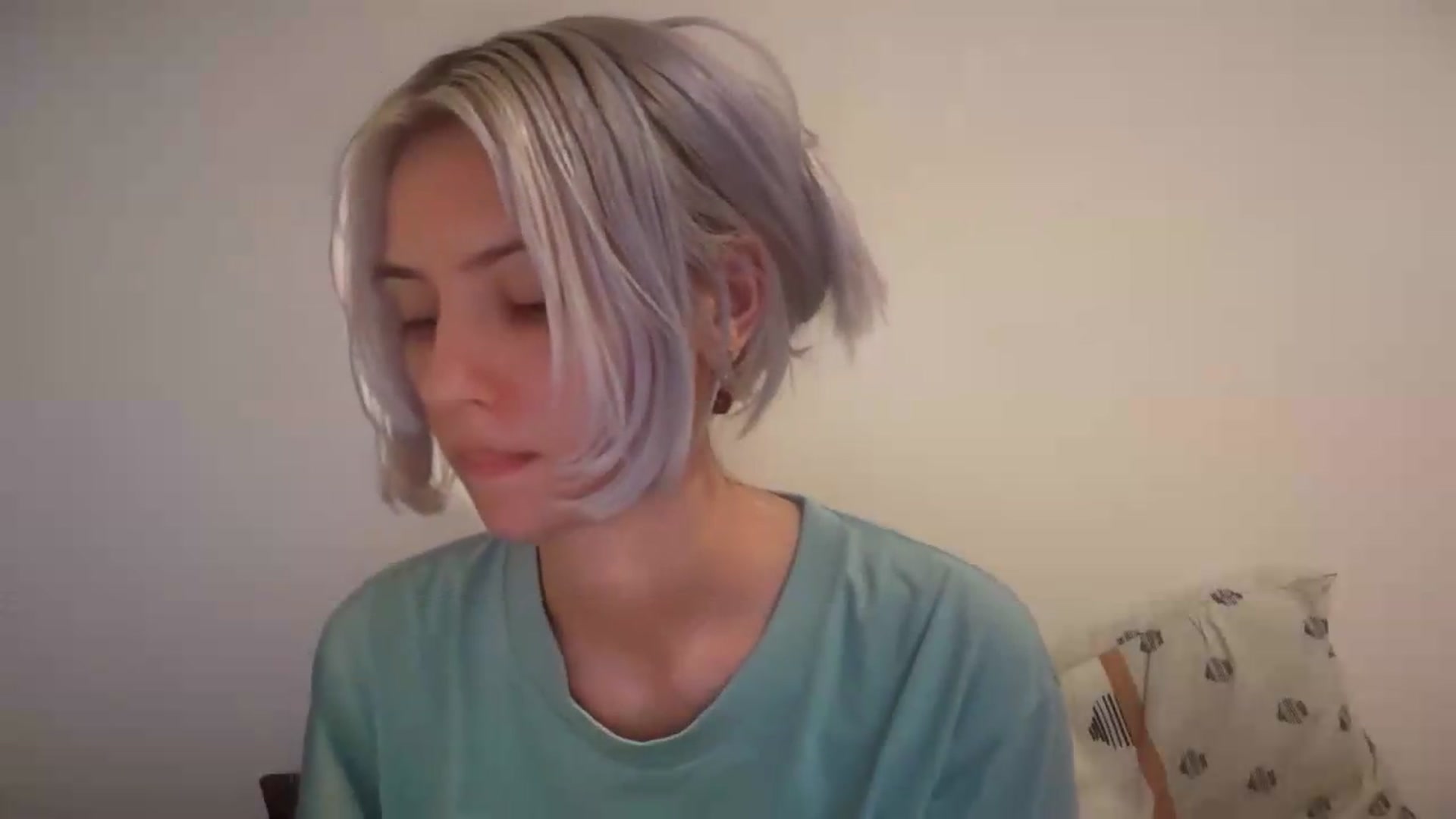 Gallery image thumbnail from LLuckyGirl's myfreecams stream on, 08/08/2026, 07:33 image 11 of 20