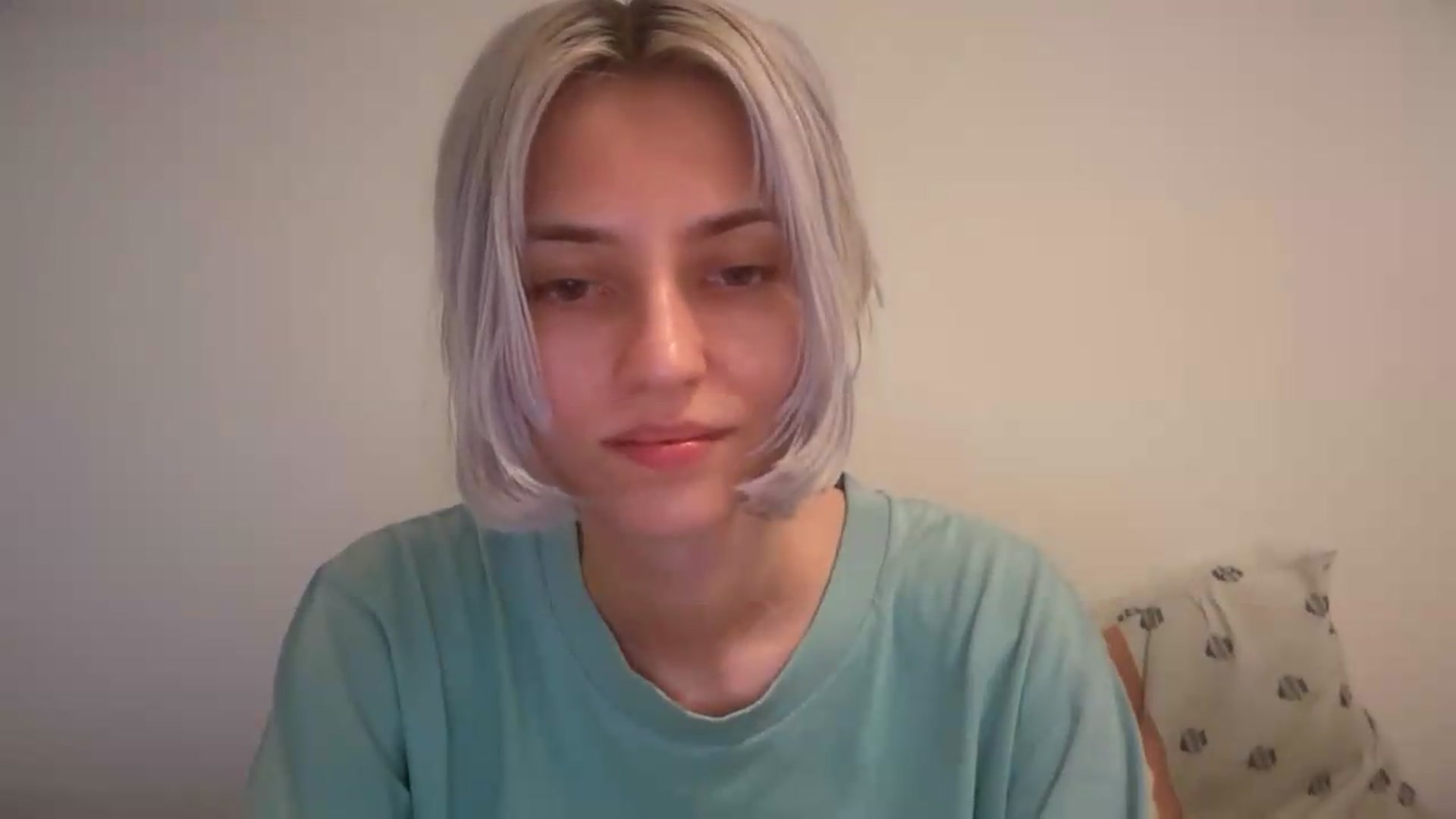 Gallery image thumbnail from LLuckyGirl's myfreecams stream on, 08/08/2026, 07:33 image 9 of 20