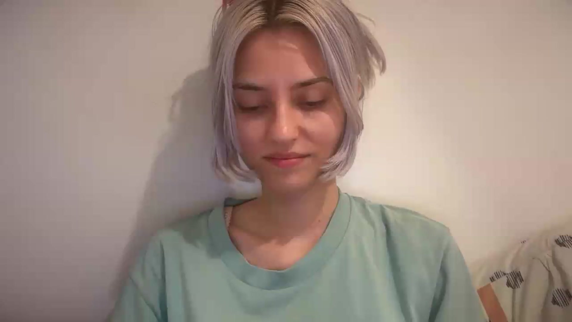 Gallery image thumbnail from LLuckyGirl's myfreecams stream on, 08/08/2026, 09:59 image 14 of 20