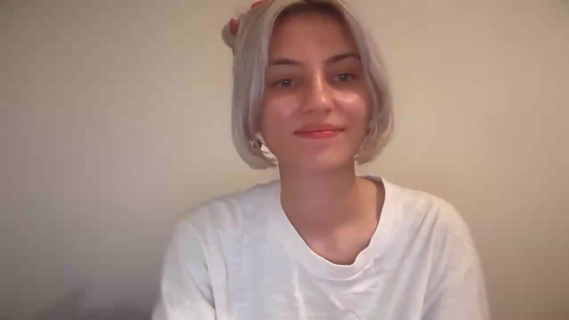Gallery image thumbnail from LLuckyGirl's myfreecams stream on, 08/14/2026, 14:25 image 16 of 20