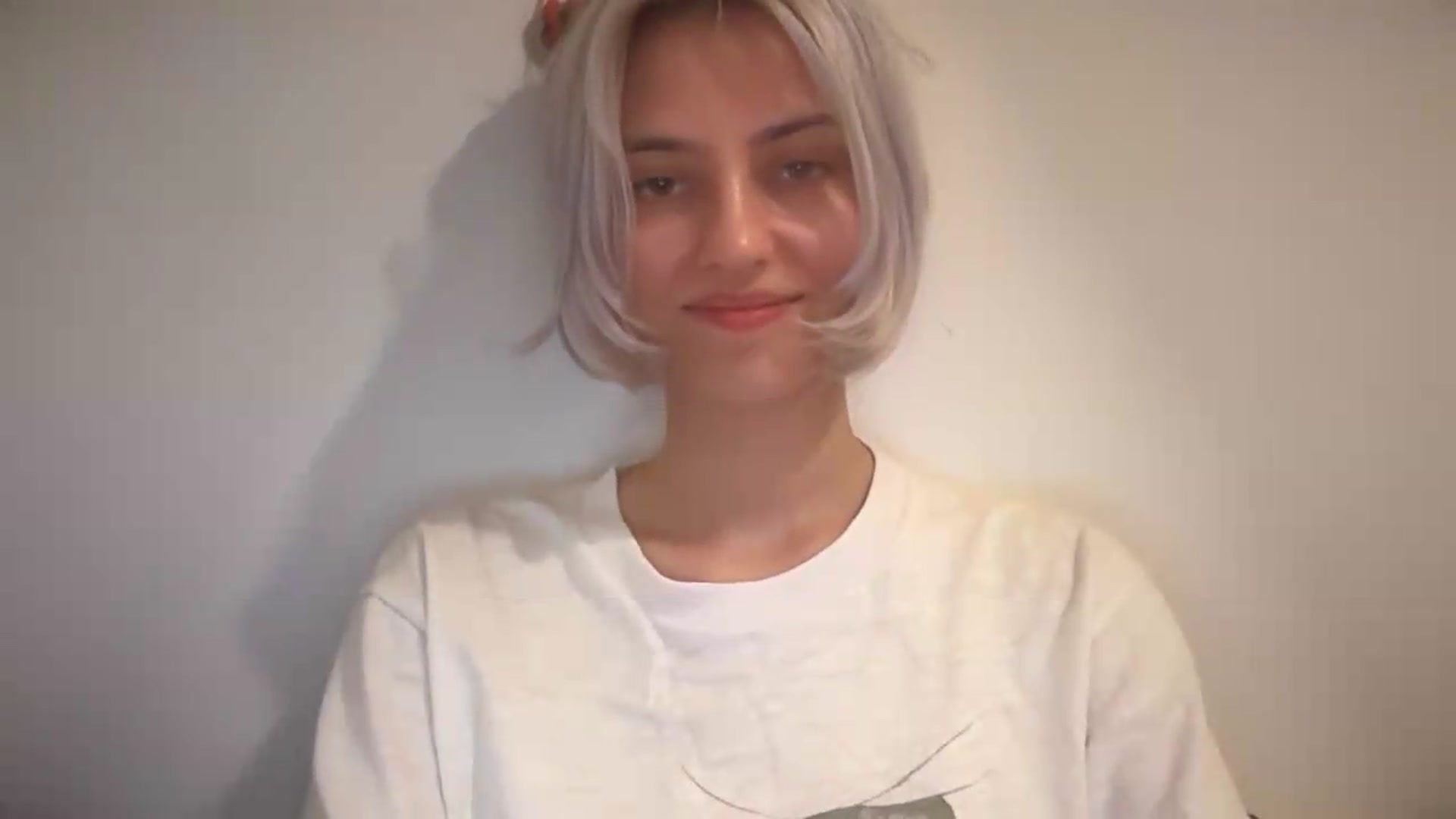 Gallery image thumbnail from LLuckyGirl's myfreecams stream on, 08/14/2026, 16:16 image 6 of 20