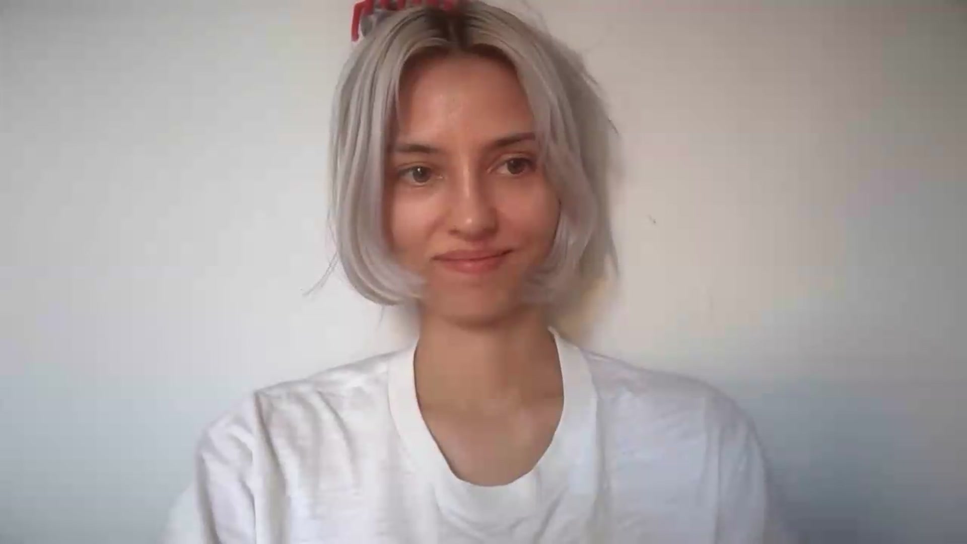 Gallery image thumbnail from LLuckyGirl's myfreecams stream on, 08/15/2026, 06:59 image 13 of 20