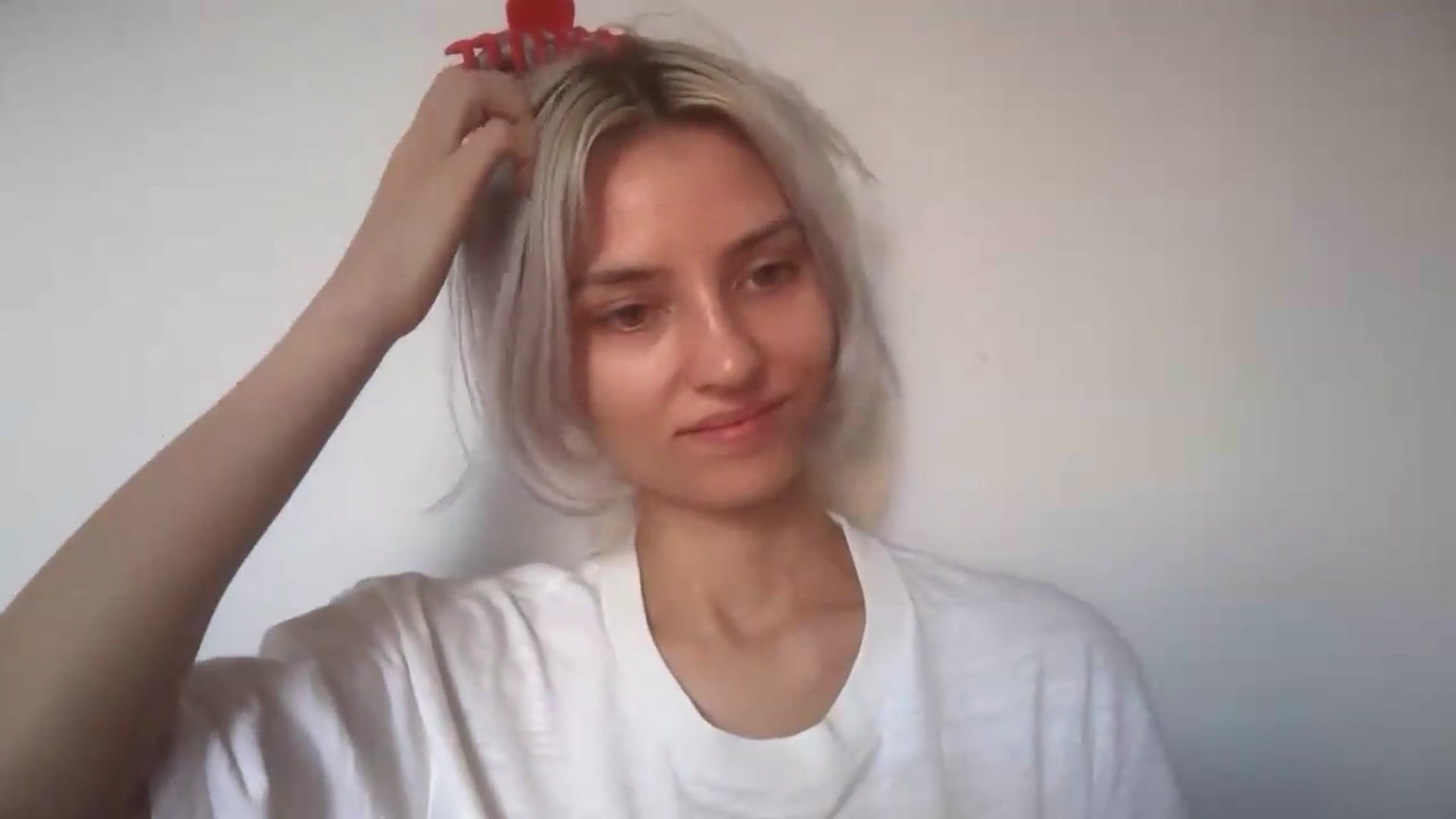 Gallery image thumbnail from LLuckyGirl's myfreecams stream on, 08/15/2026, 06:59 image 10 of 20