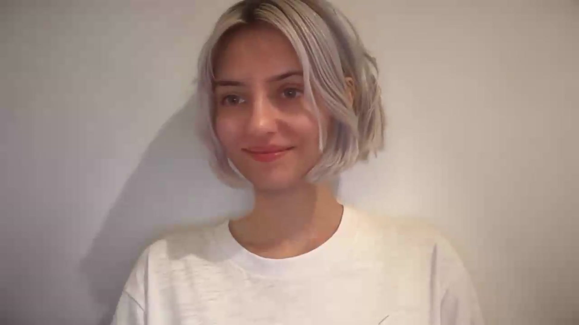 Gallery image thumbnail from LLuckyGirl's myfreecams stream on, 08/23/2026, 14:05 image 19 of 20