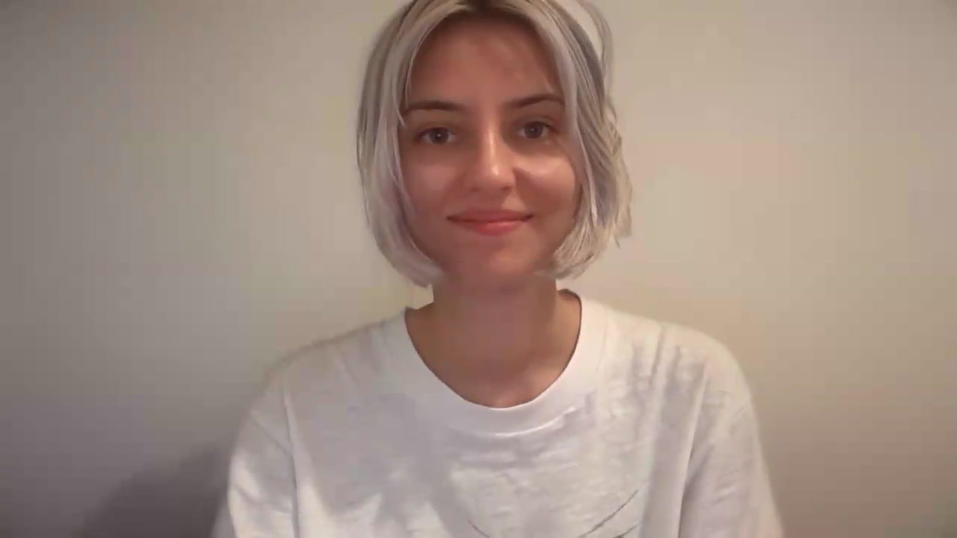 Gallery image thumbnail from LLuckyGirl's myfreecams stream on, 08/23/2026, 14:05 image 6 of 20