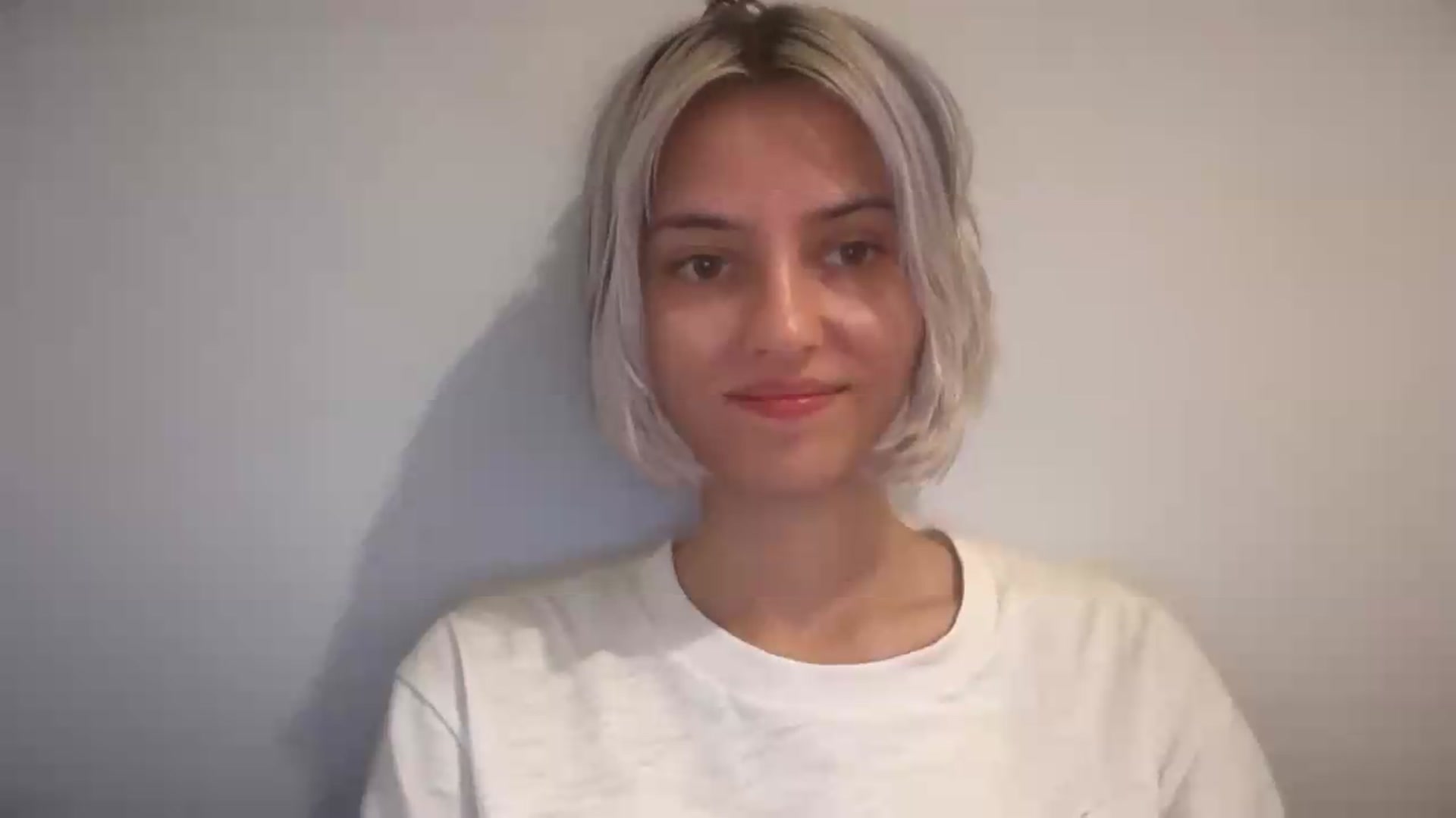 Gallery image thumbnail from LLuckyGirl's myfreecams stream on, 08/23/2026, 14:26 image 18 of 20
