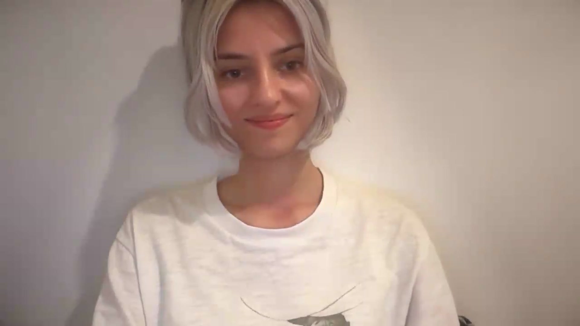 Gallery image thumbnail from LLuckyGirl's myfreecams stream on, 08/23/2026, 16:42 image 18 of 20