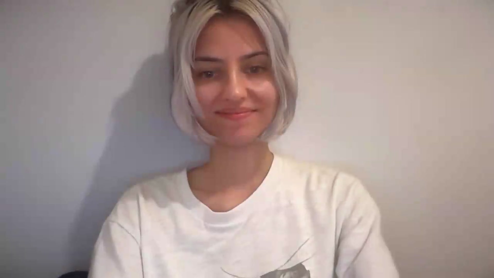 Gallery image thumbnail from LLuckyGirl's myfreecams stream on, 08/23/2026, 16:42 image 7 of 20